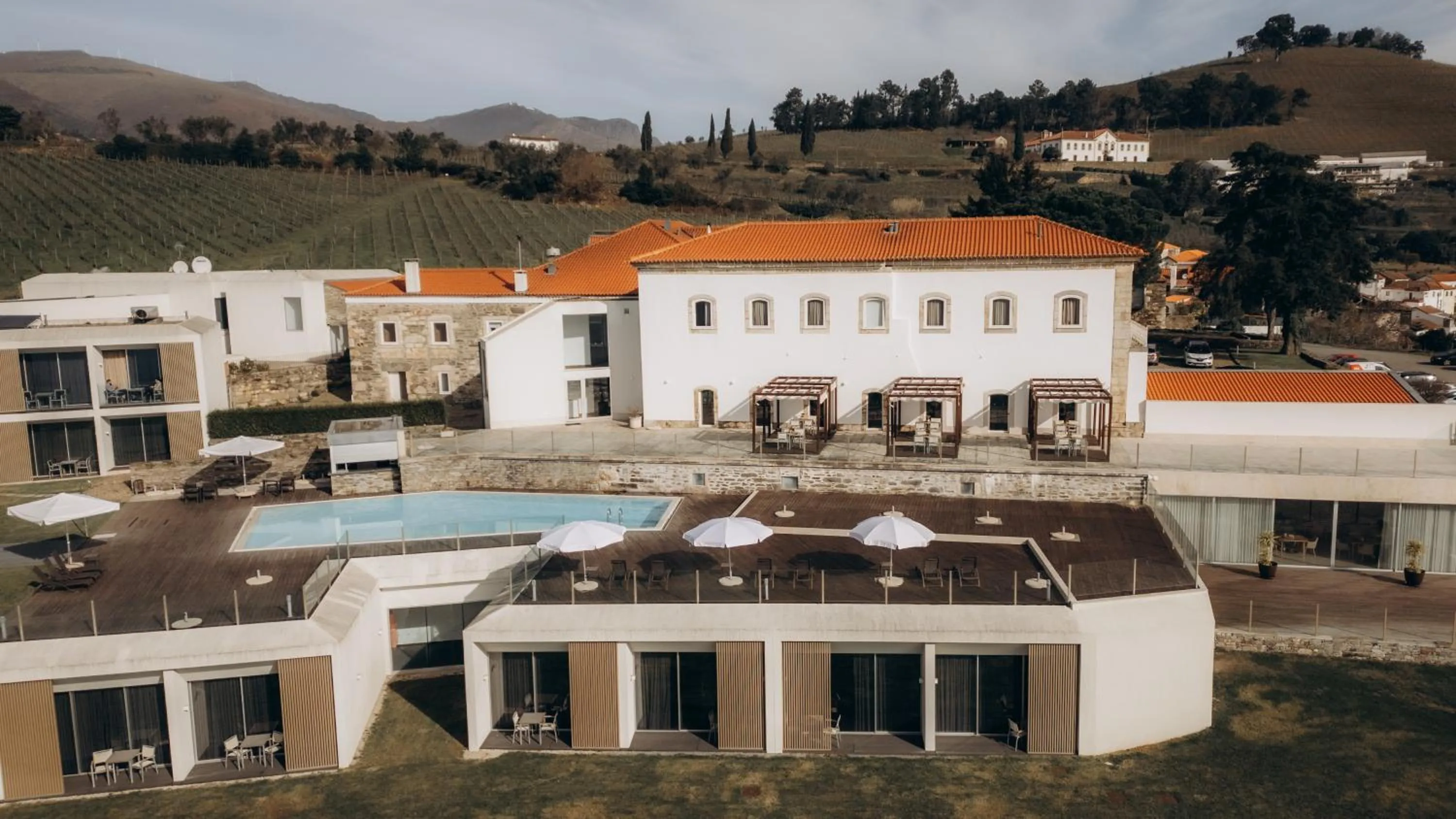 Property building in Douro Scala