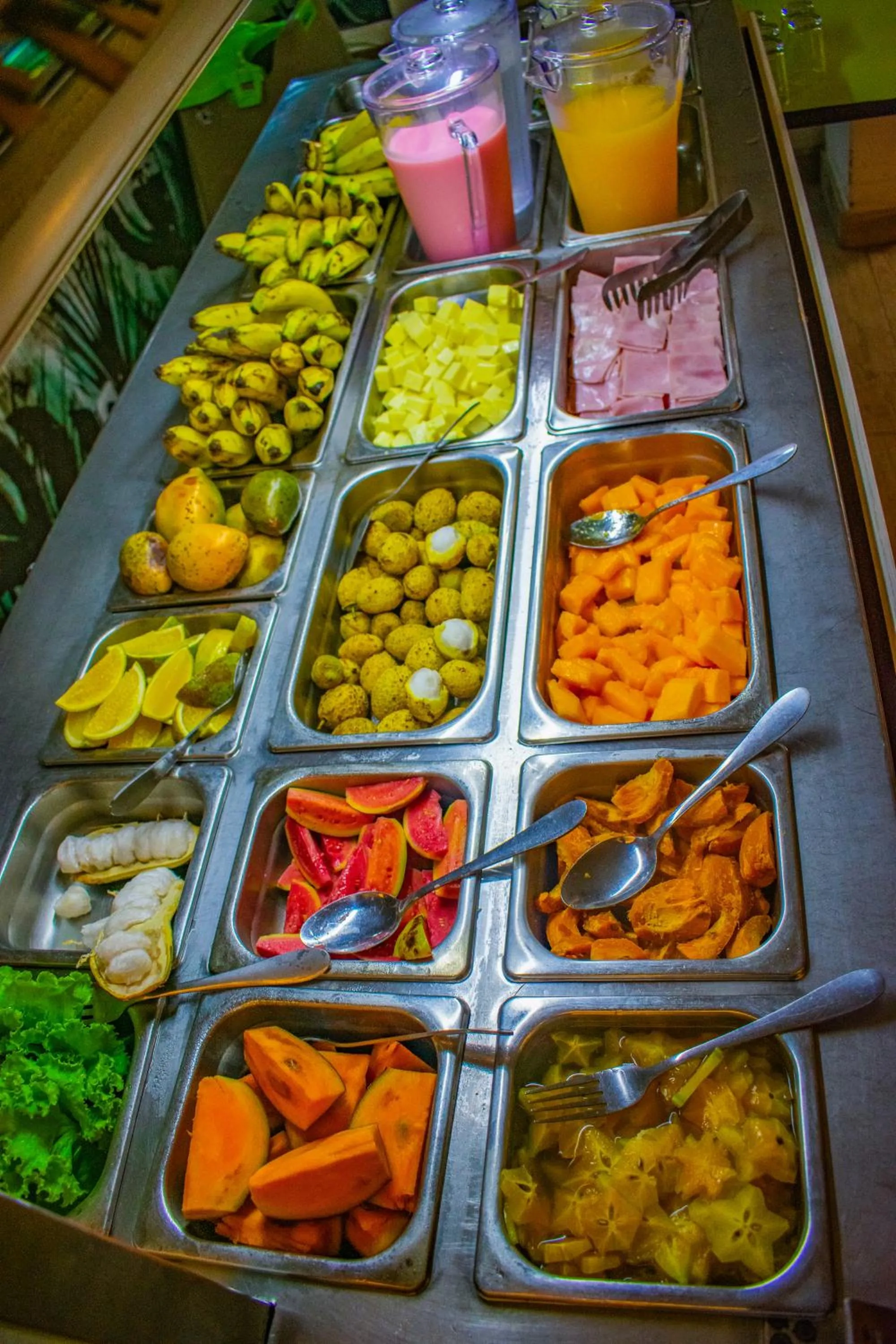 Buffet breakfast in Waira Suites