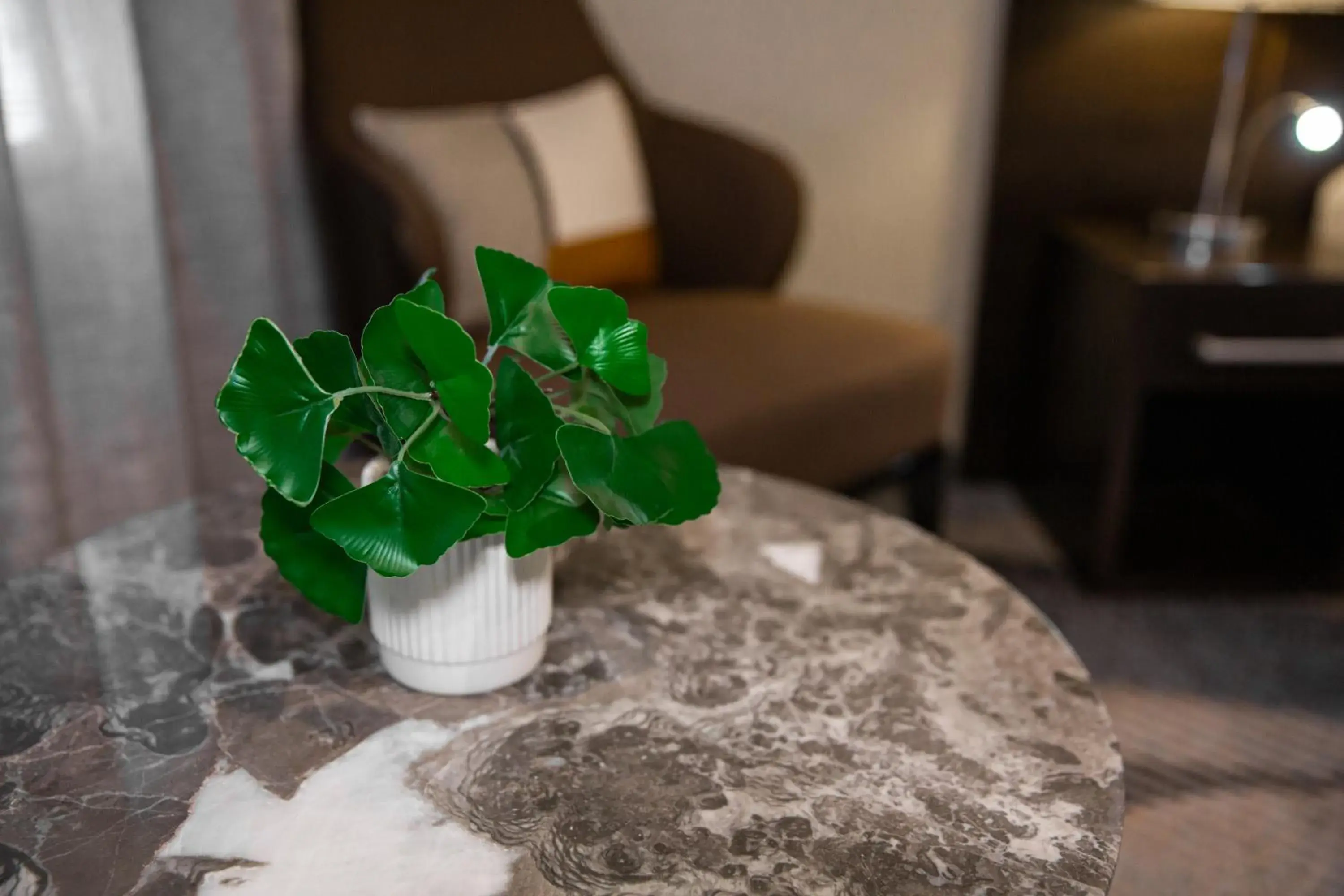 Deluxe Queen Room in Royal Pacific Hotel Deluxe Queen Room in Royal Pacific Hotel