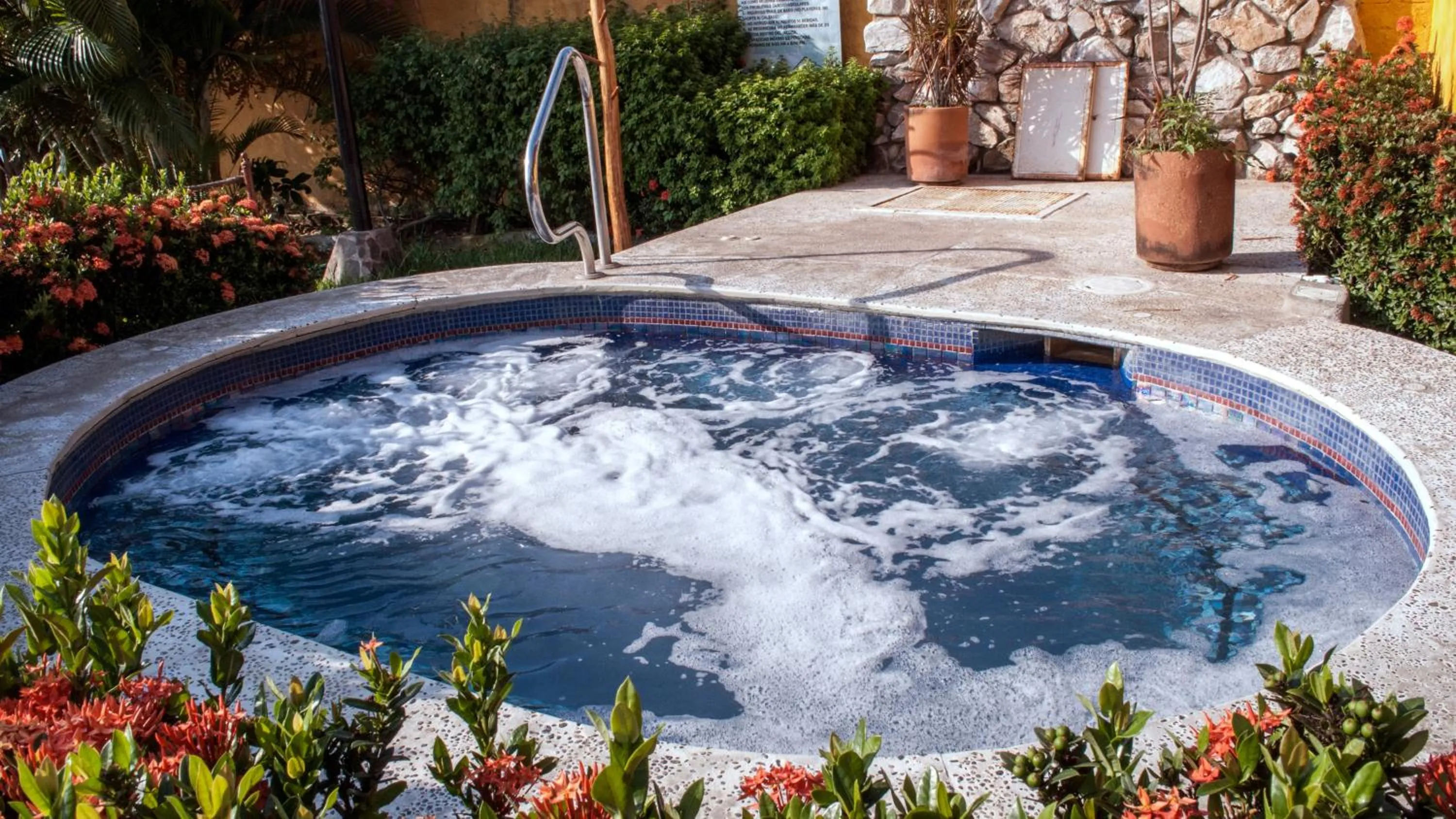 Day in Cabañas del Capitan