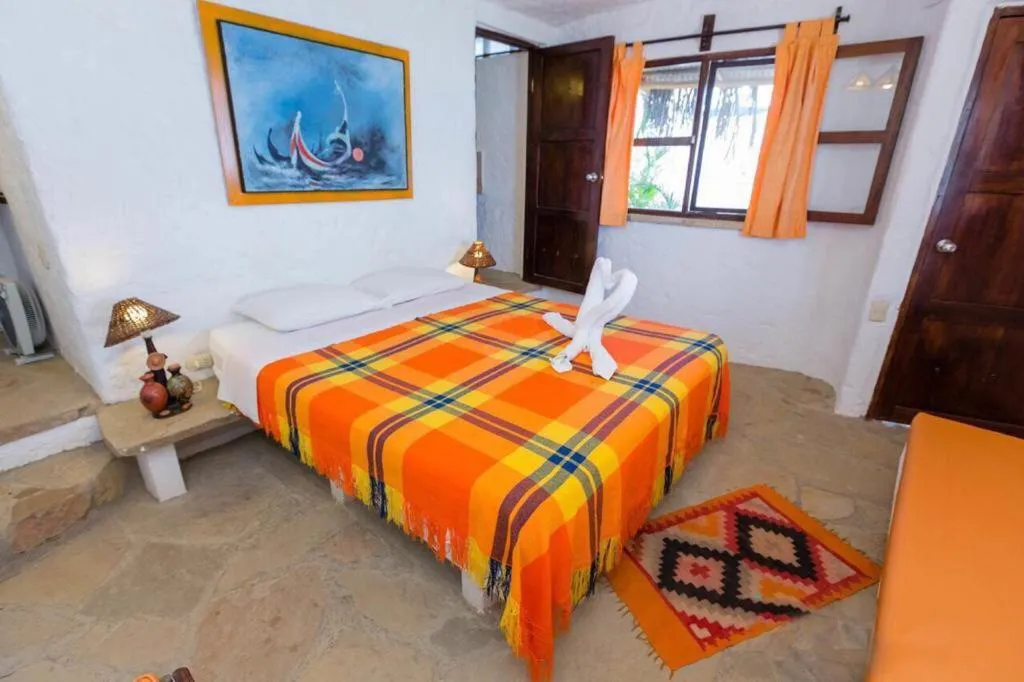 Bed in Hotel Smiling Crab