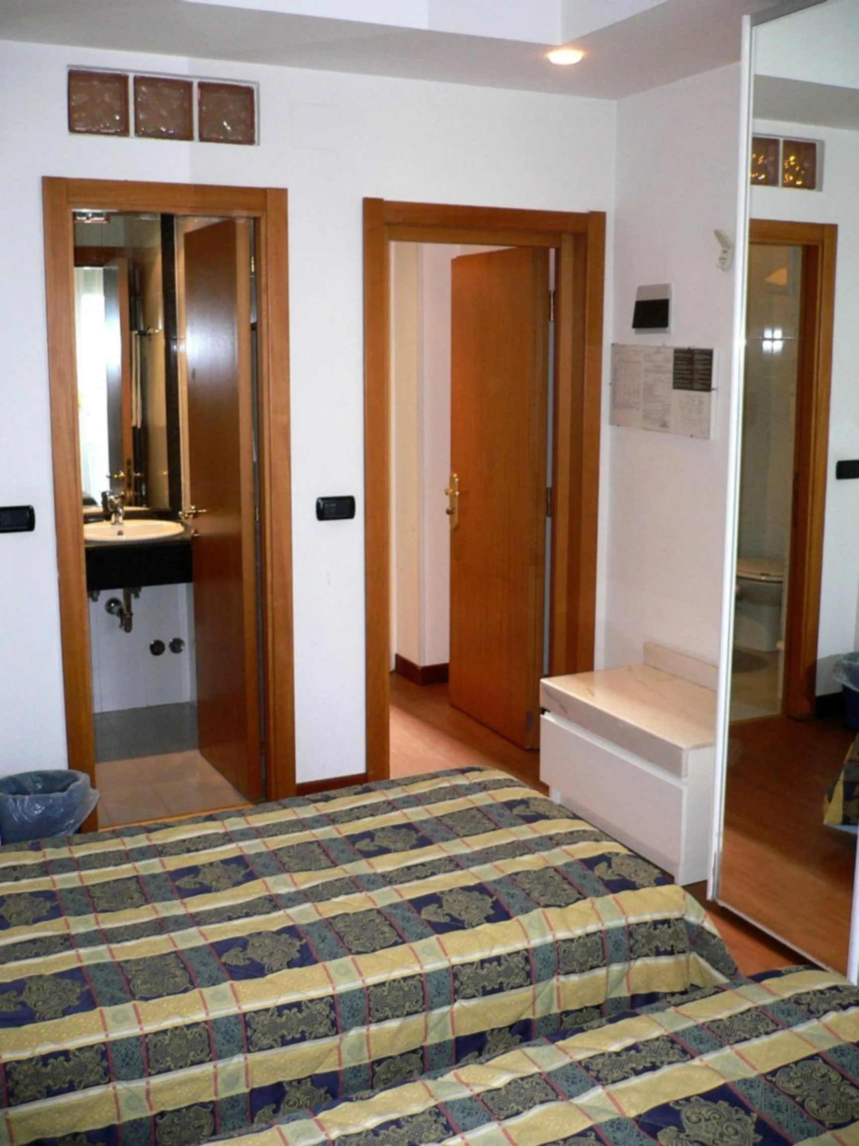 Decorative detail in Hotel Canguro