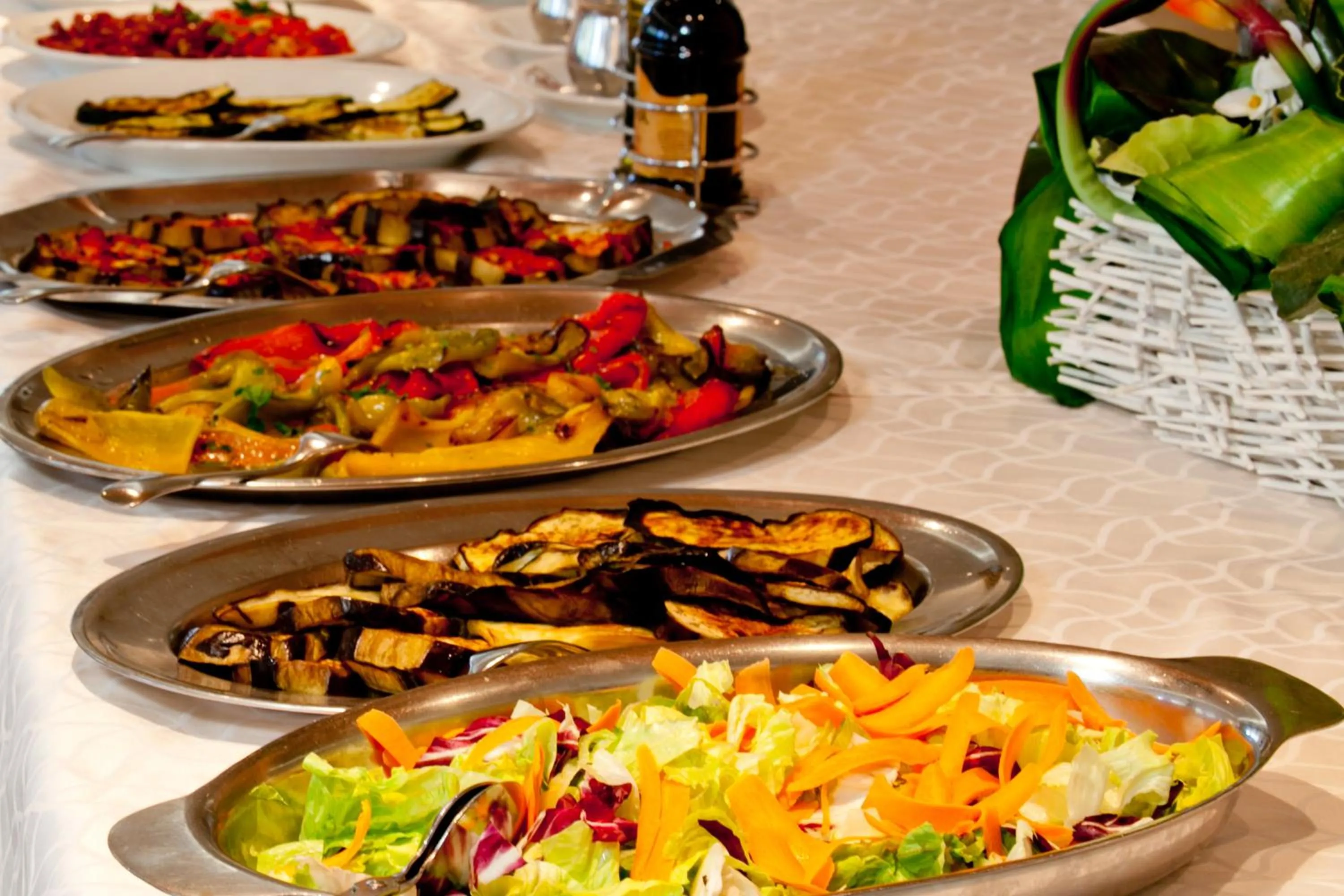 Food in Hotel Canguro