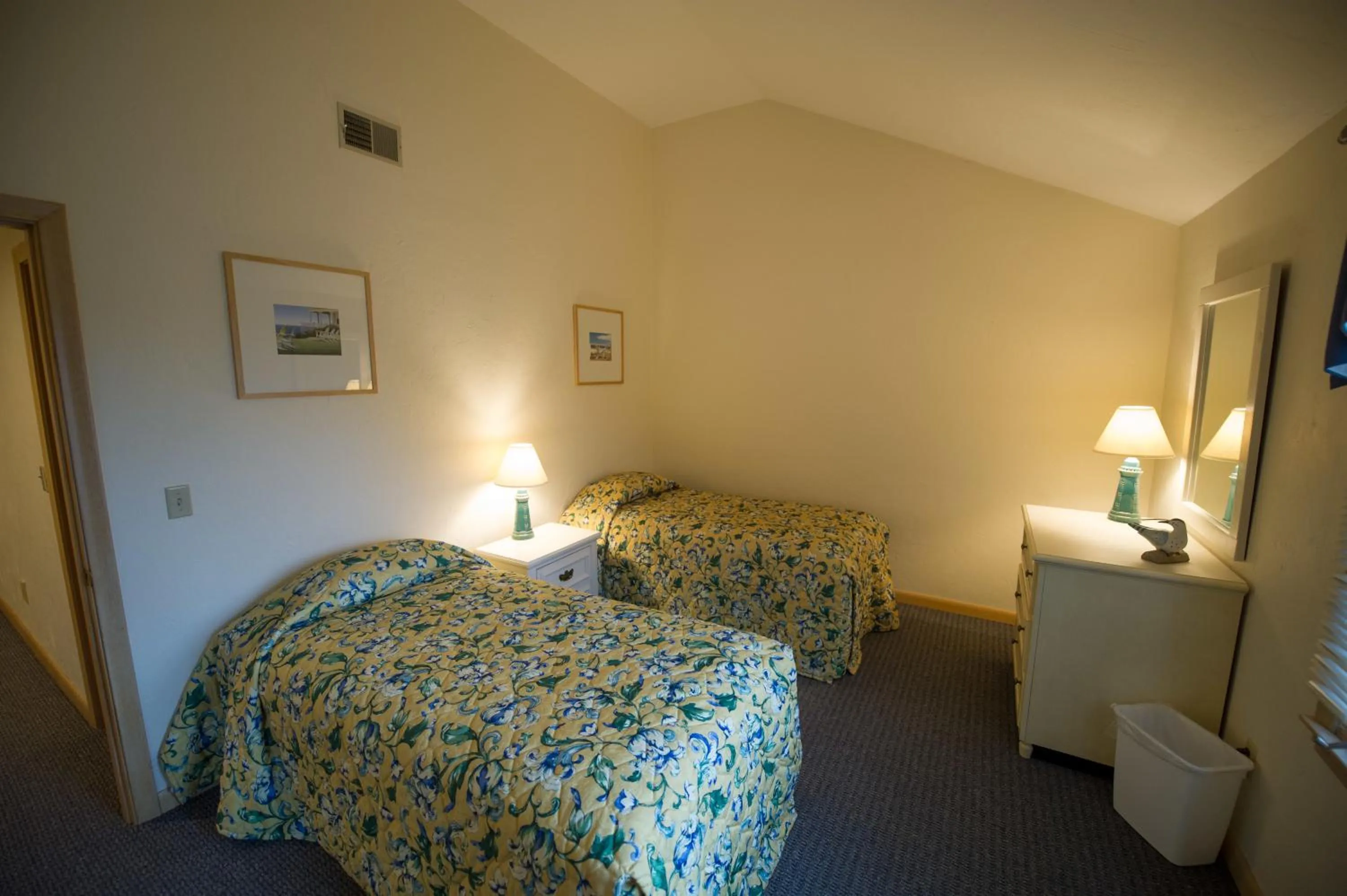 Bedroom, Bed in Southcape Resort Mashpee