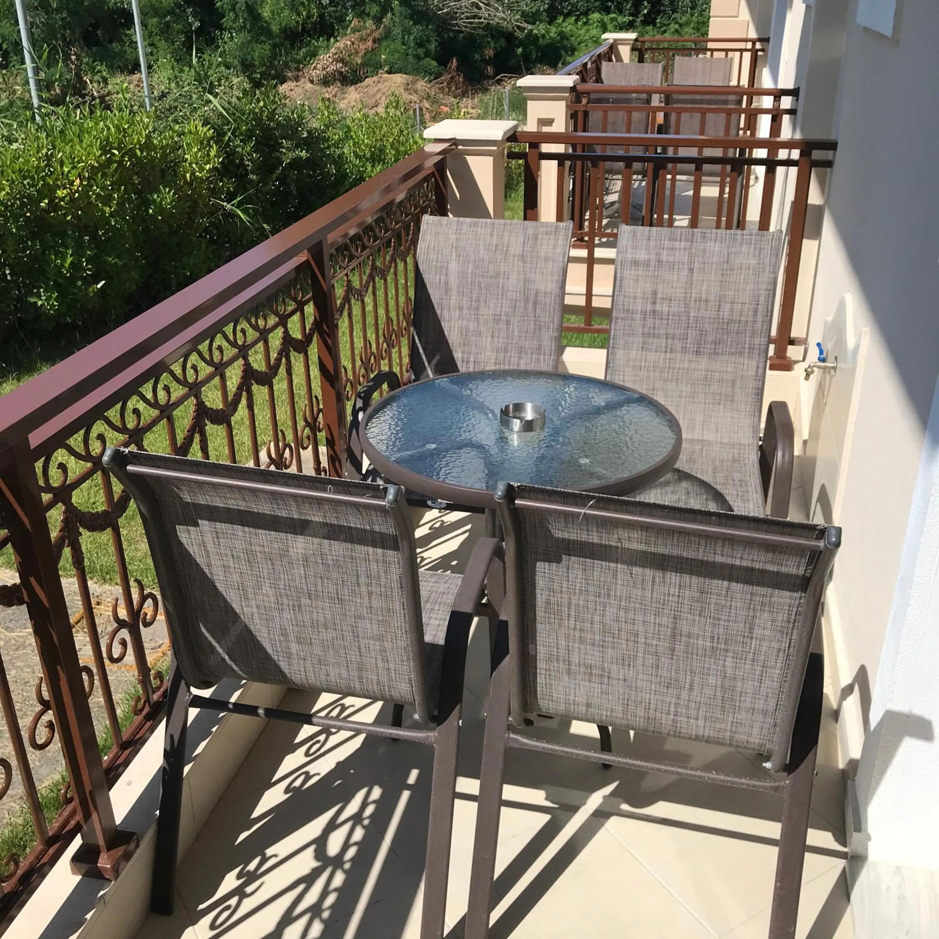 Elxis Luxury Resort