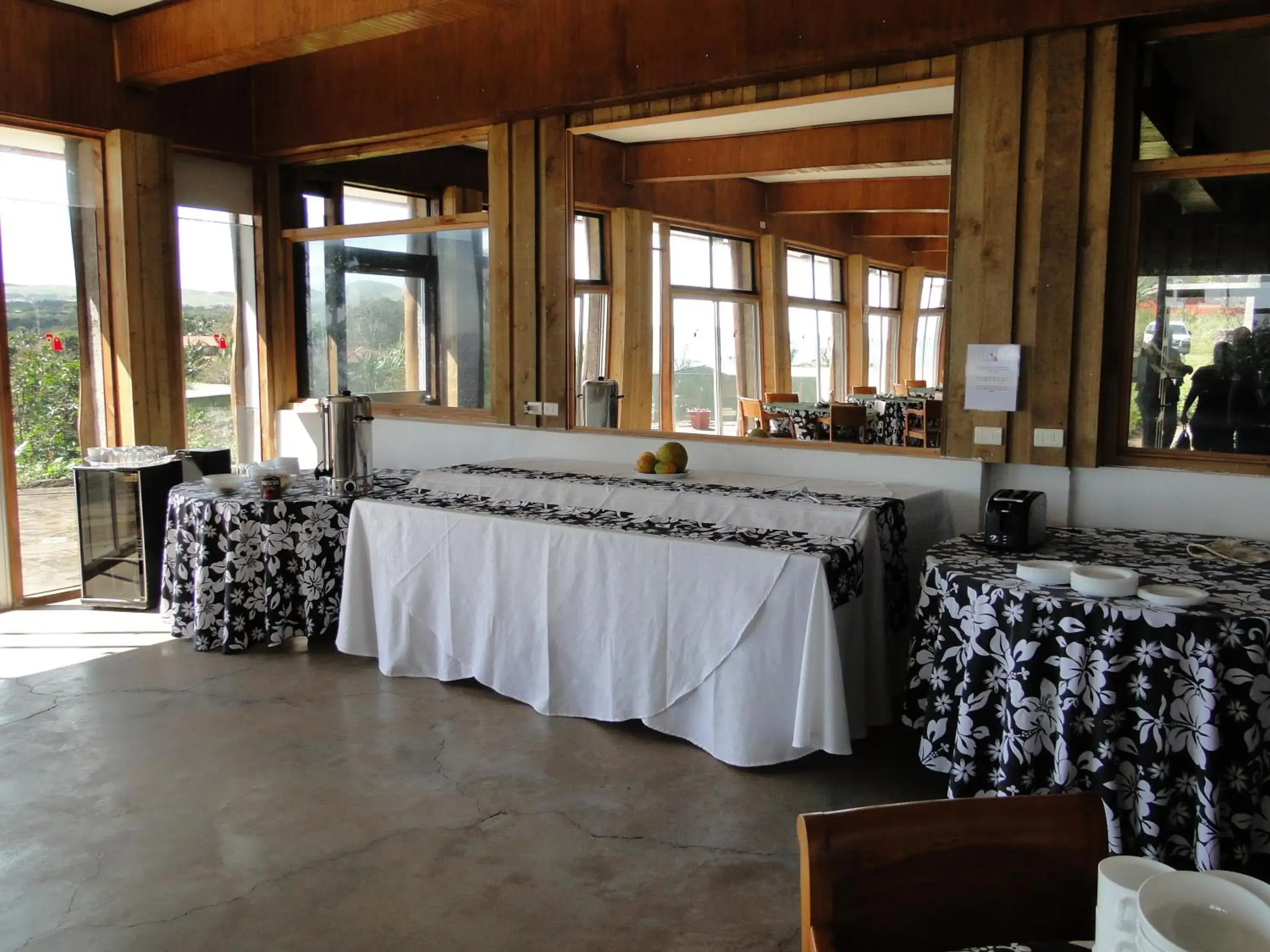 Restaurant/places to eat in Tupa Hotel Restaurant/places to eat in Tupa Hotel