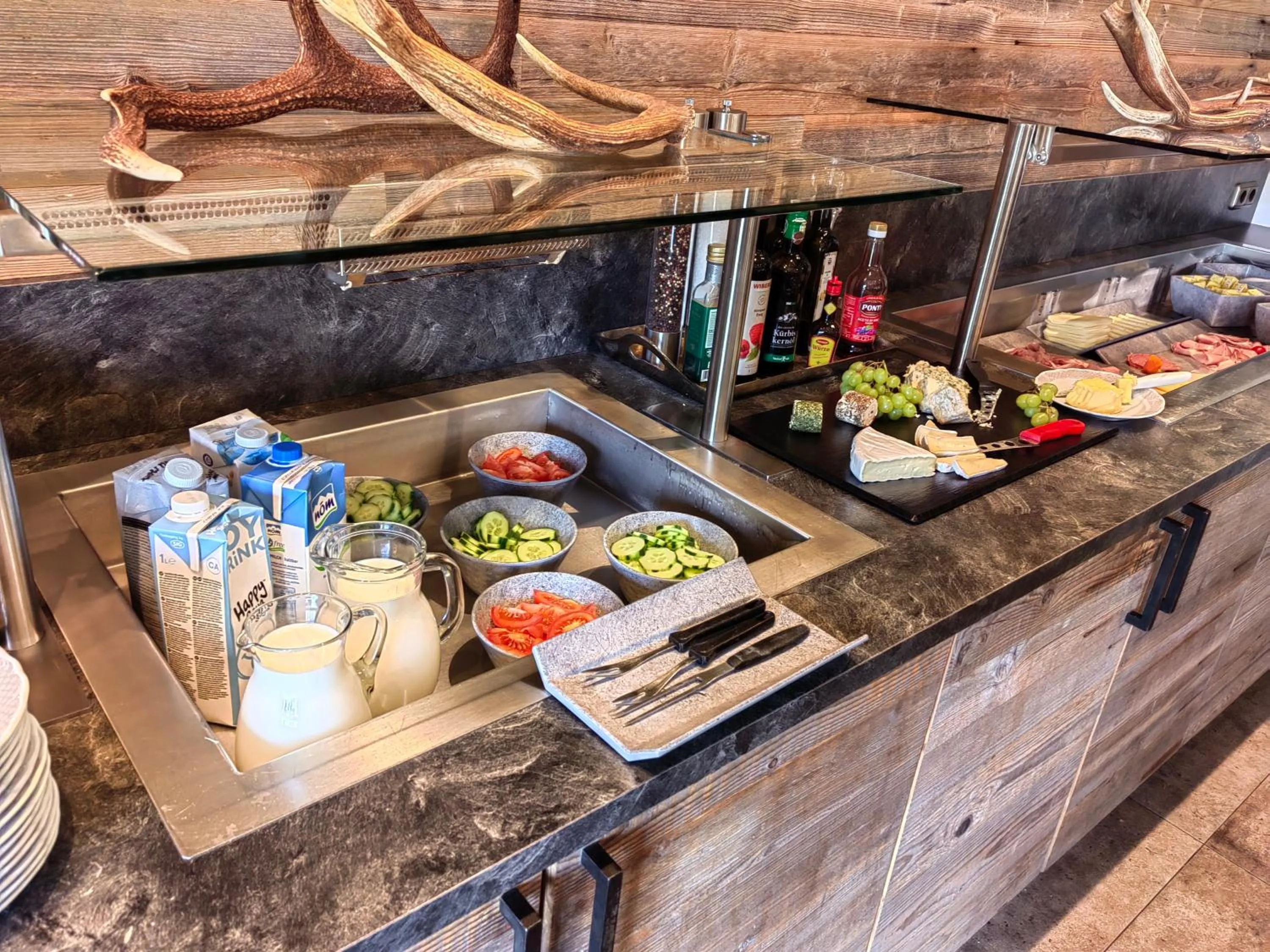 Breakfast in Hotel Stubai