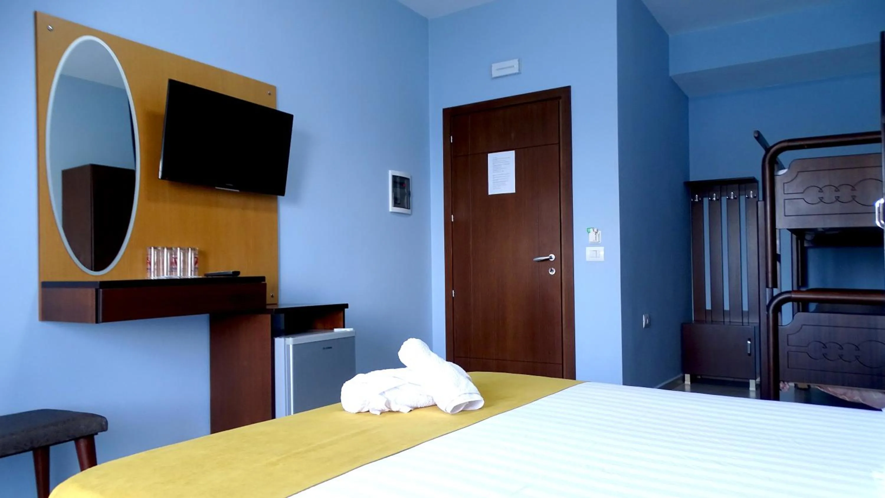 TV and multimedia, Bed in Hotel De Luna