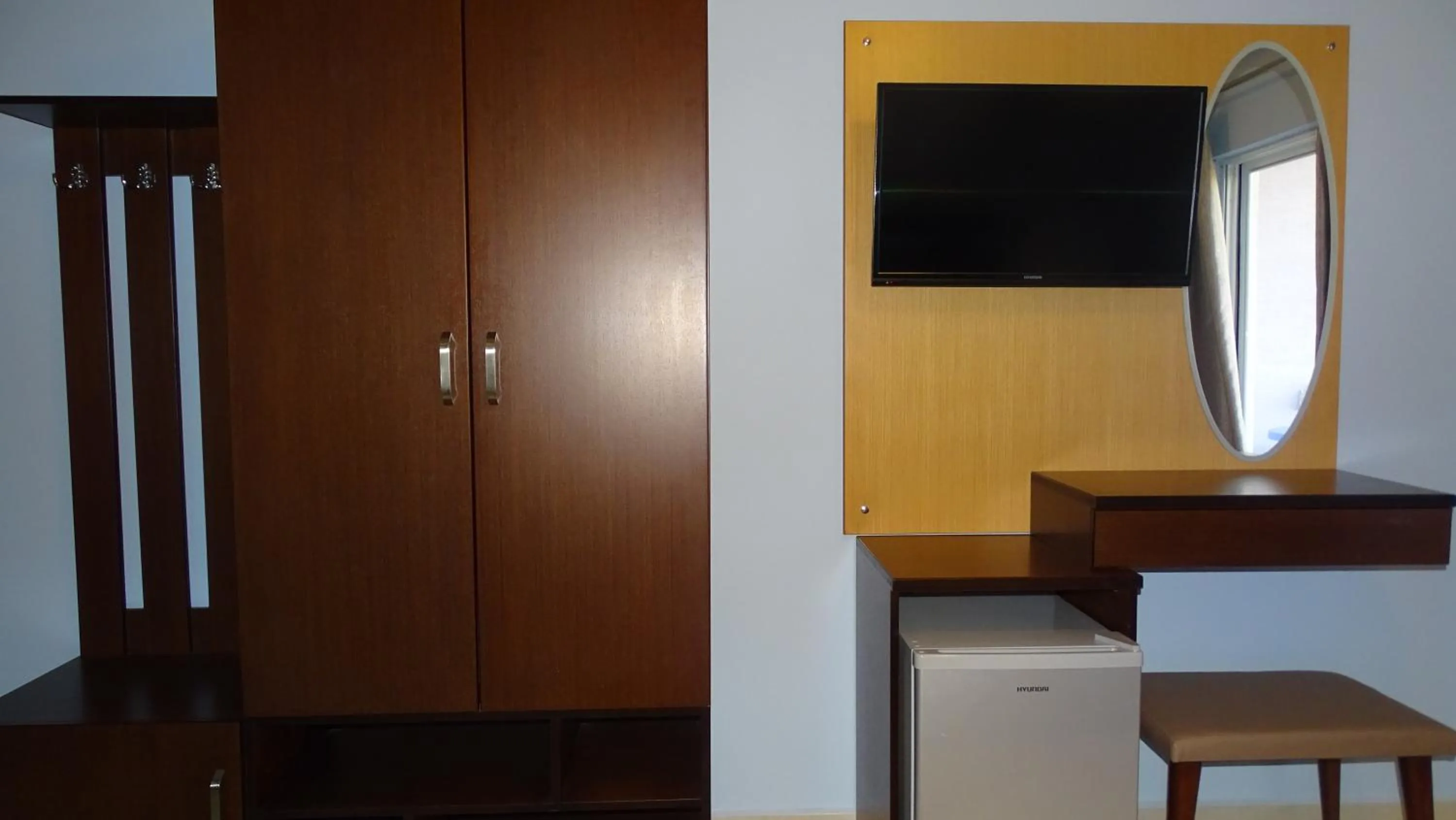 TV and multimedia in Hotel De Luna