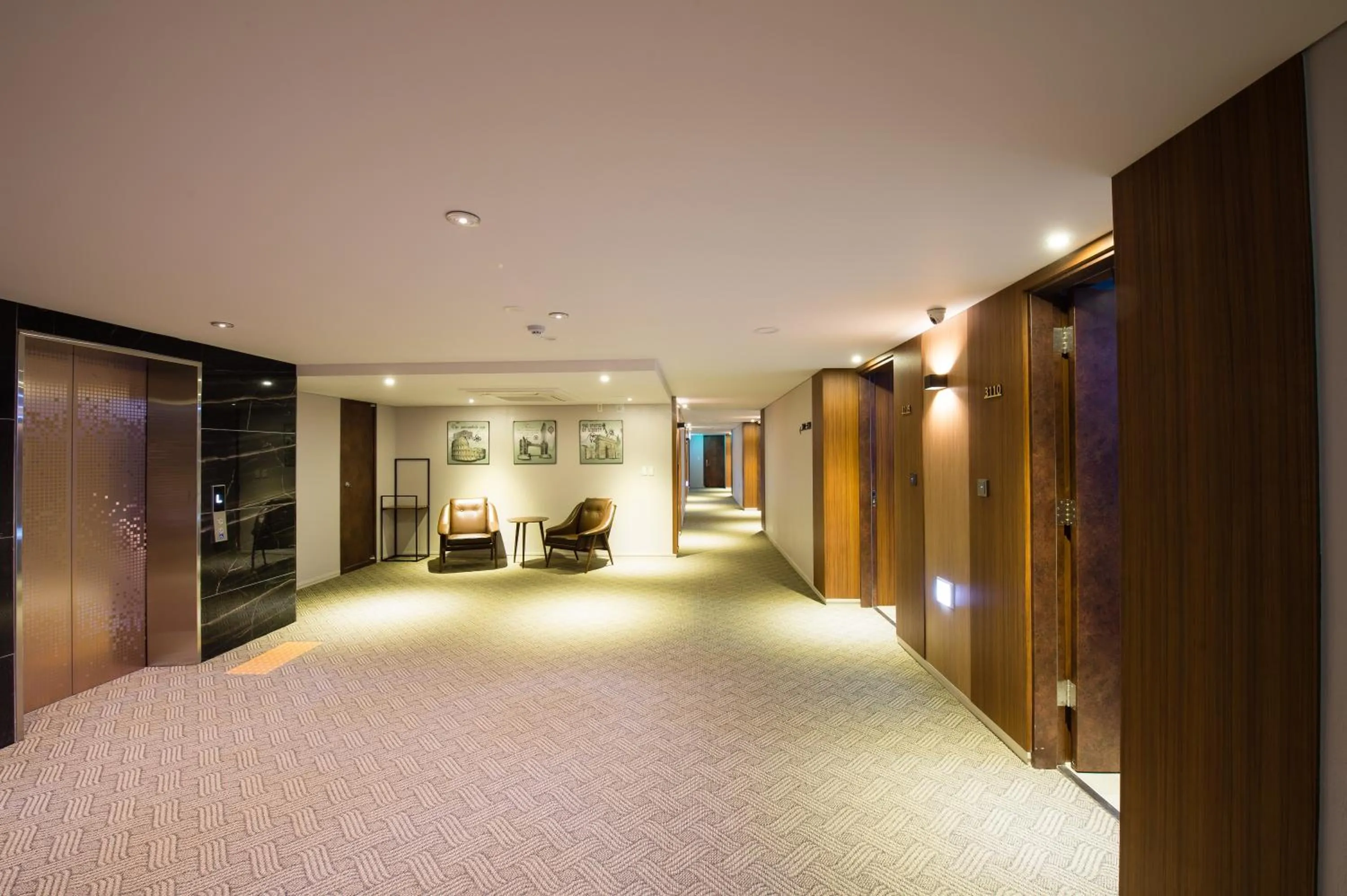 Living room in Fortuna Hotel