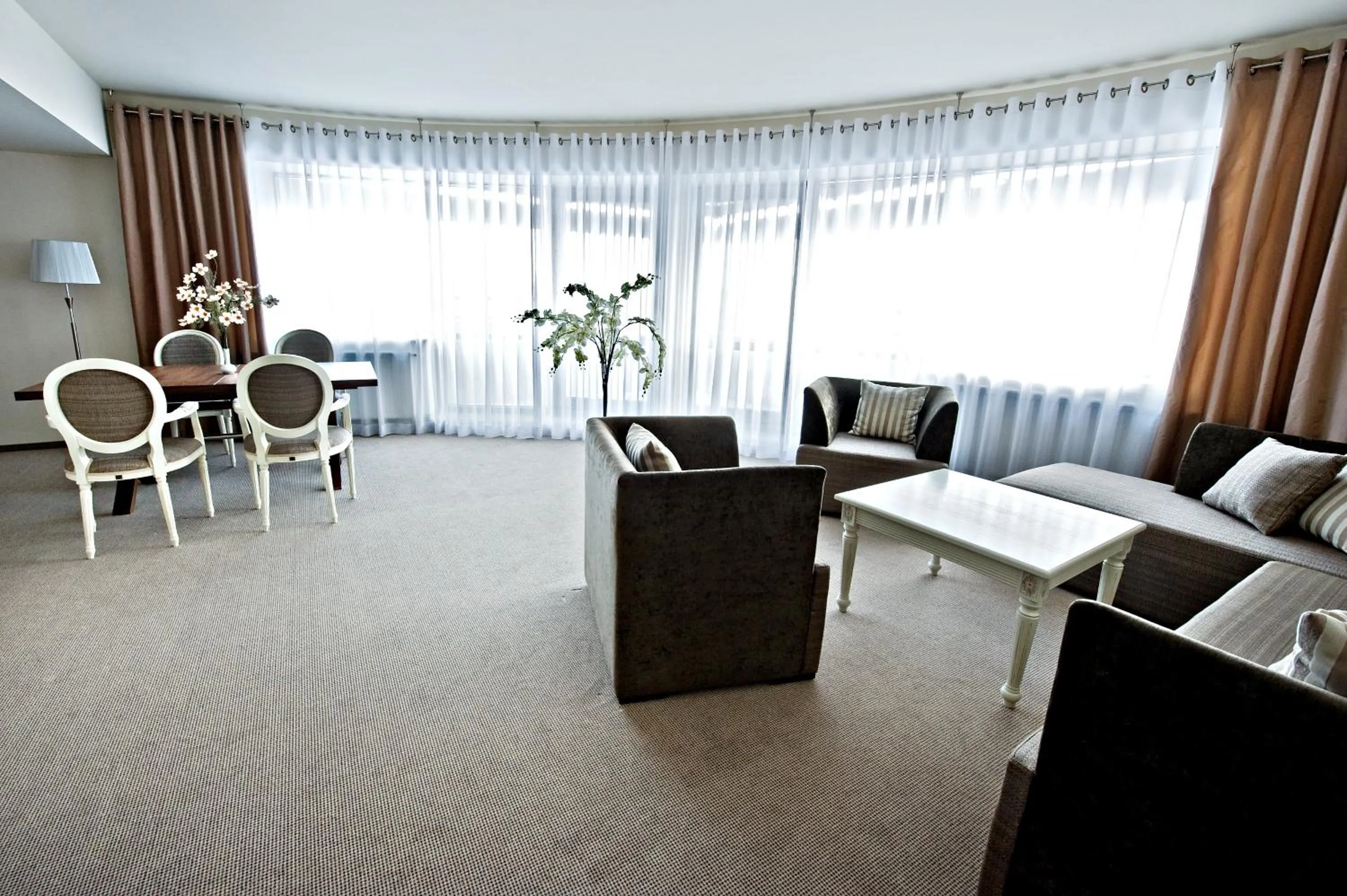 Seating area, Bed in Hotel Prezydencki 4-star