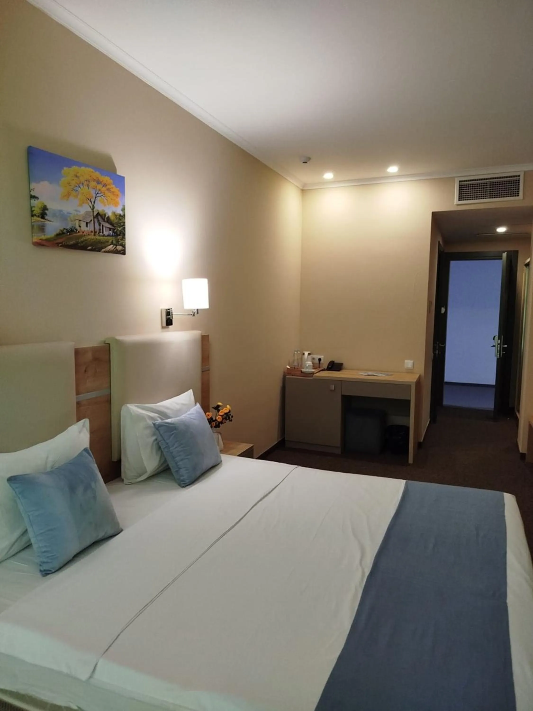 Photo of the whole room, Bed in Green Tower Hotel