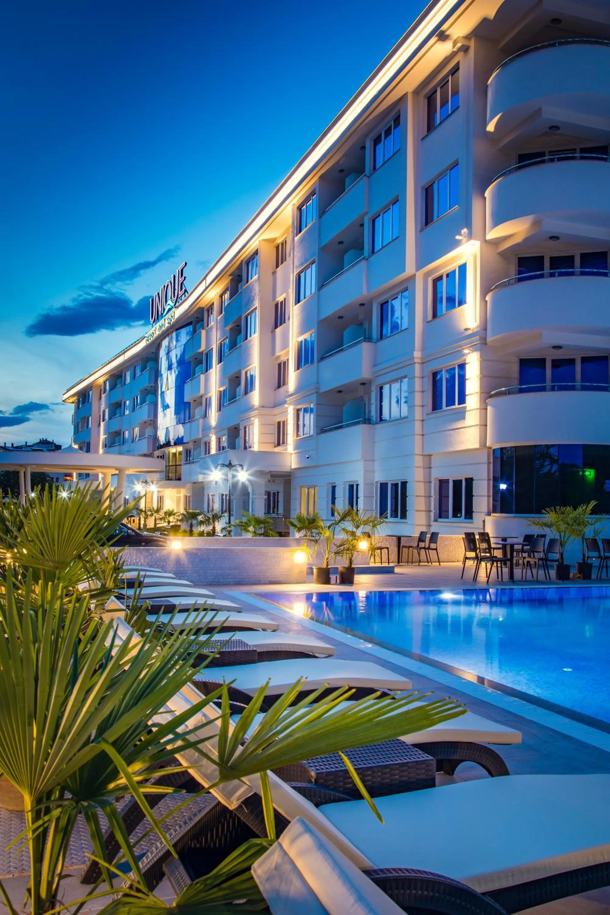 Swimming pool in Unique - Resort and SPA