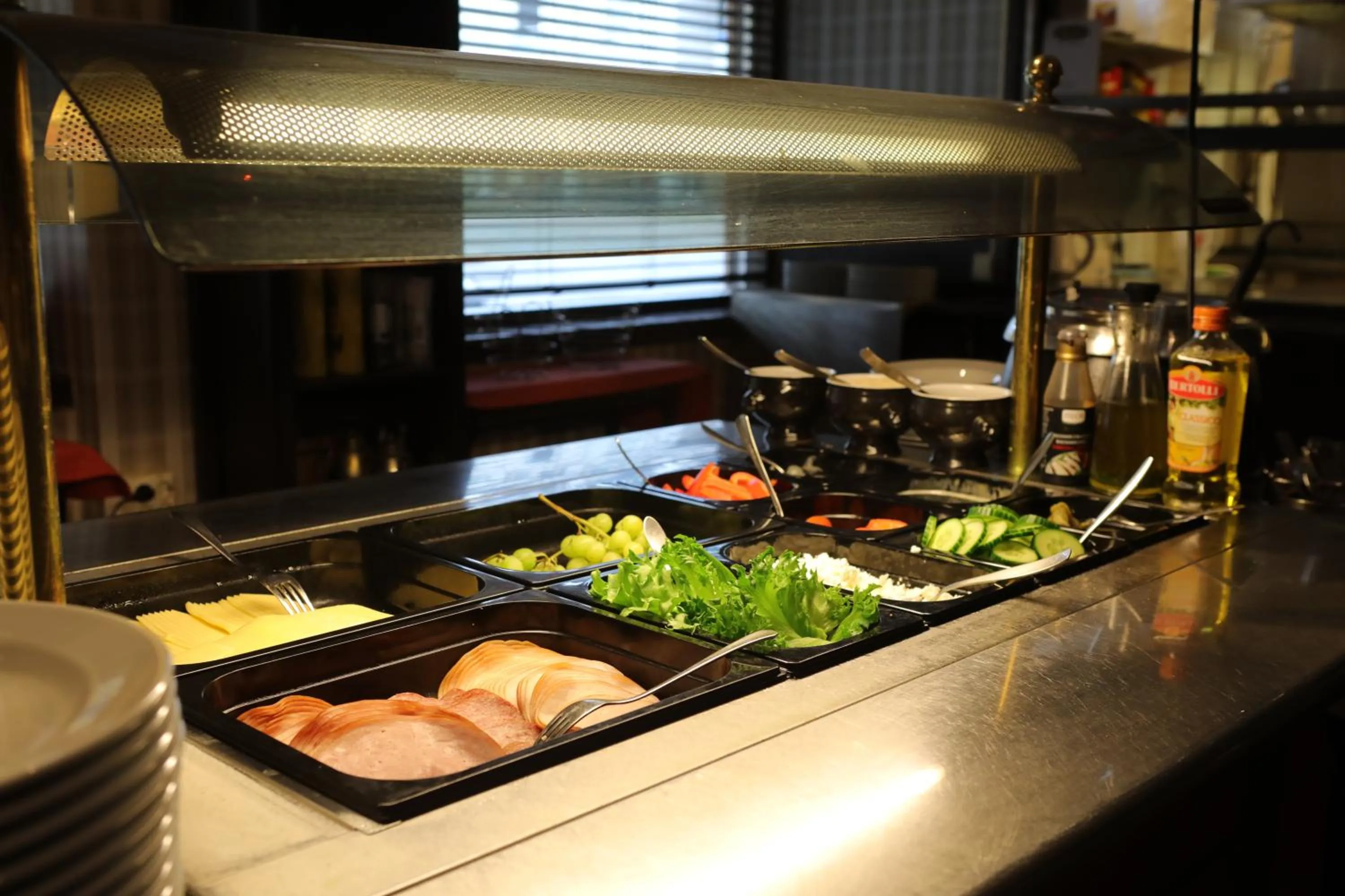 Buffet breakfast in Hotel Seurahuone