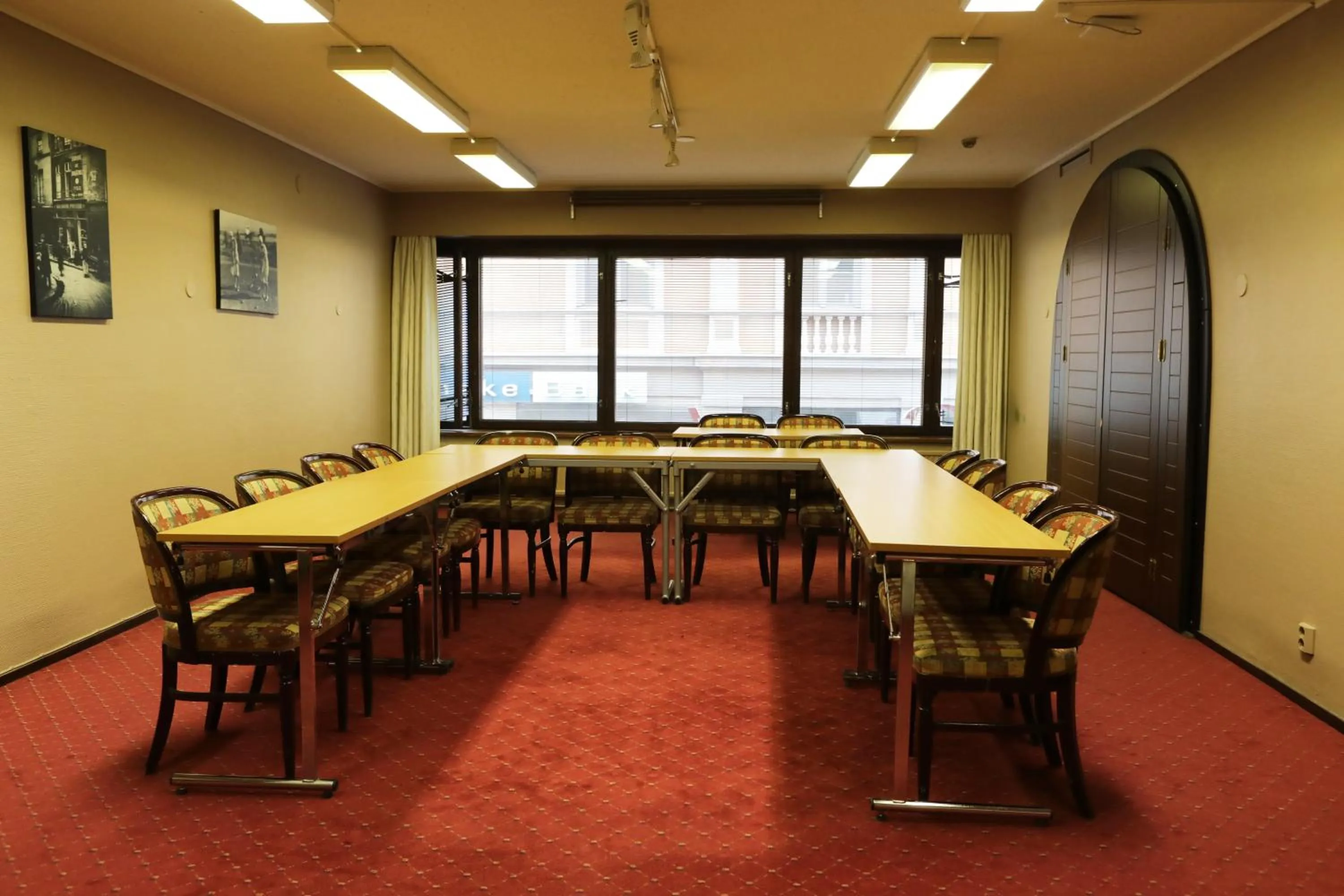 Area and facilities in Hotel Seurahuone