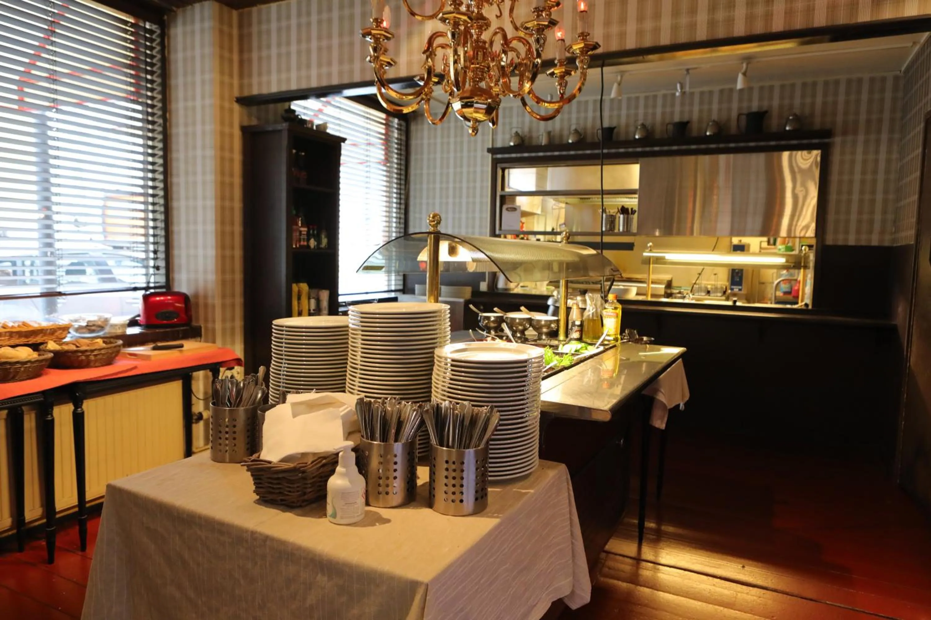 Buffet breakfast in Hotel Seurahuone