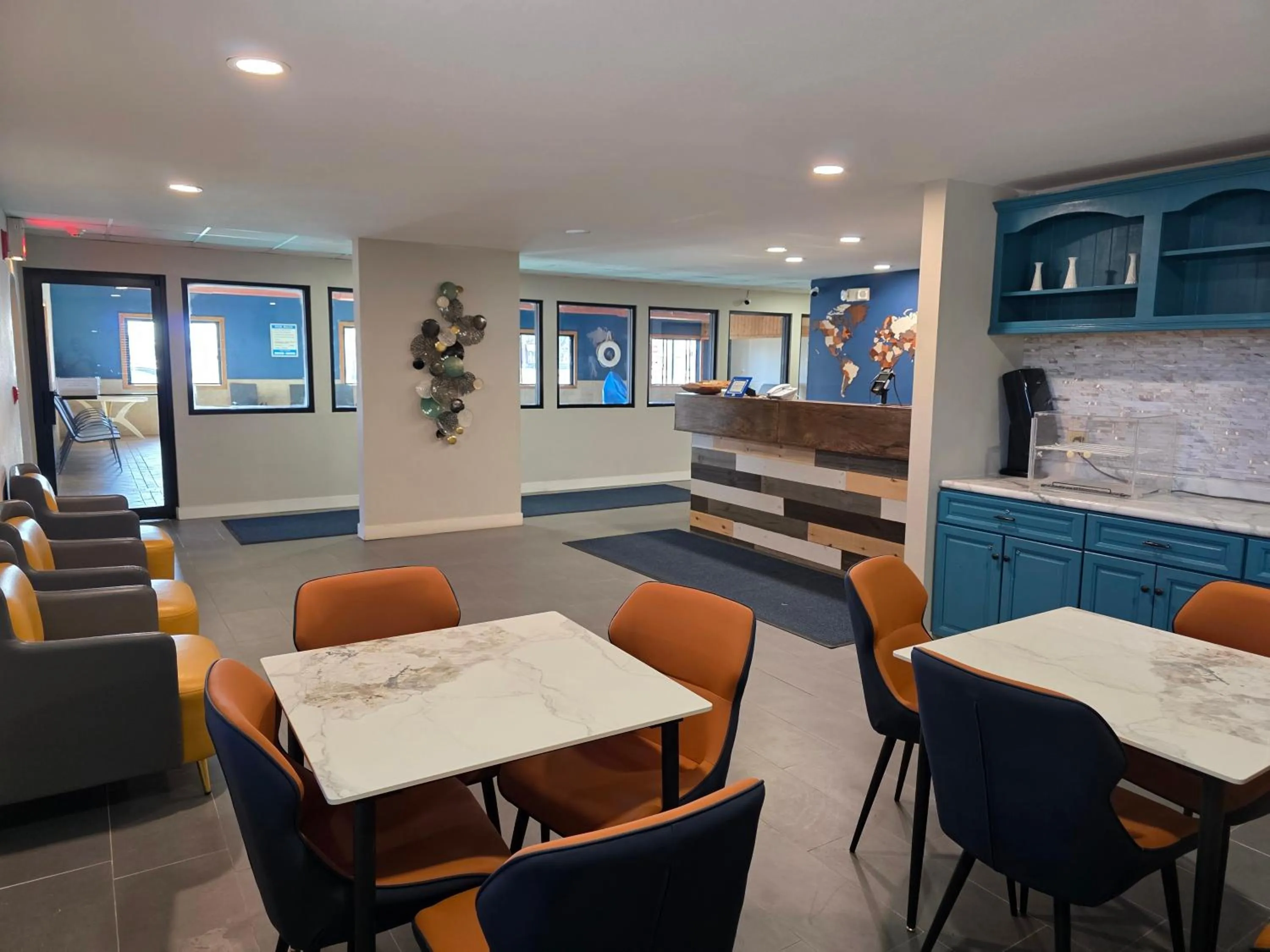 AmeriVu Inn and Suites - Hayward