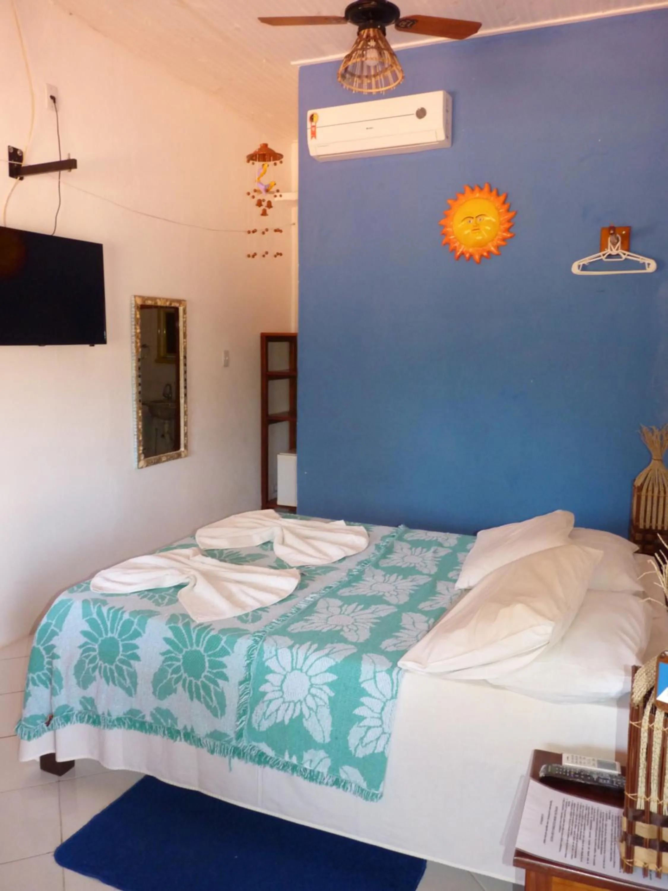 Photo of the whole room, Bed in Pousada Meu Sossego
