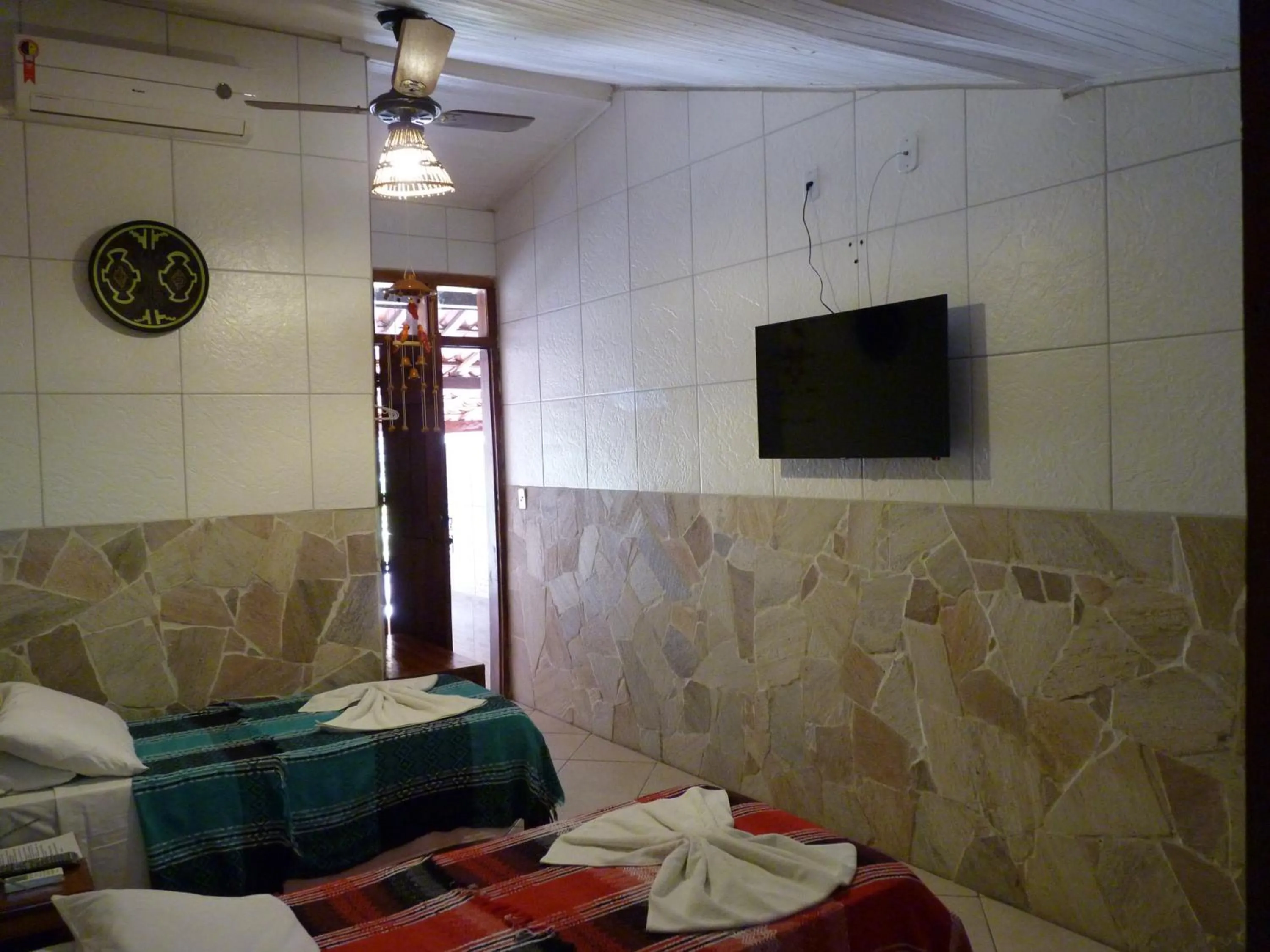 TV and multimedia, Bed in Pousada Meu Sossego