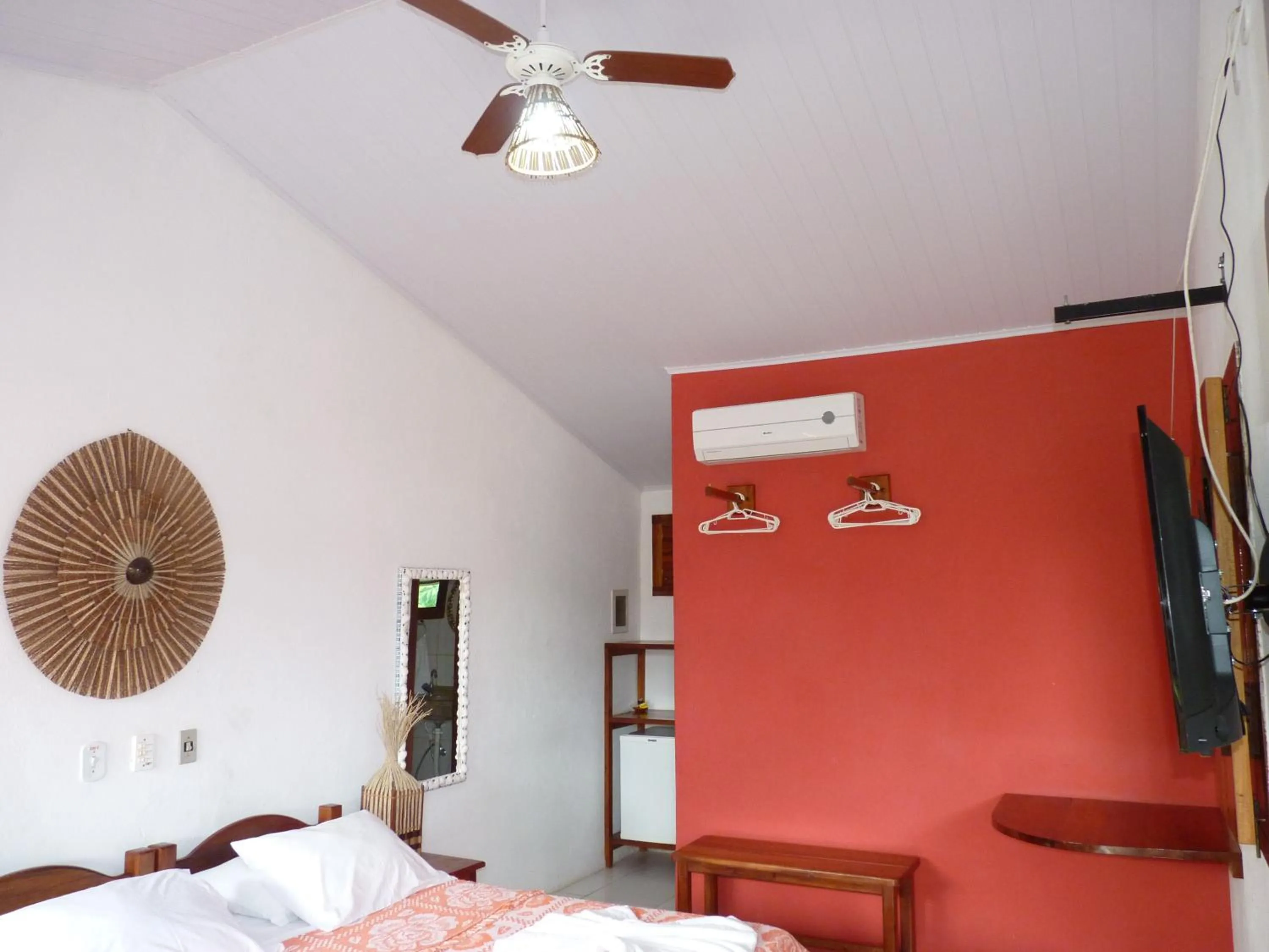 Photo of the whole room, Bed in Pousada Meu Sossego