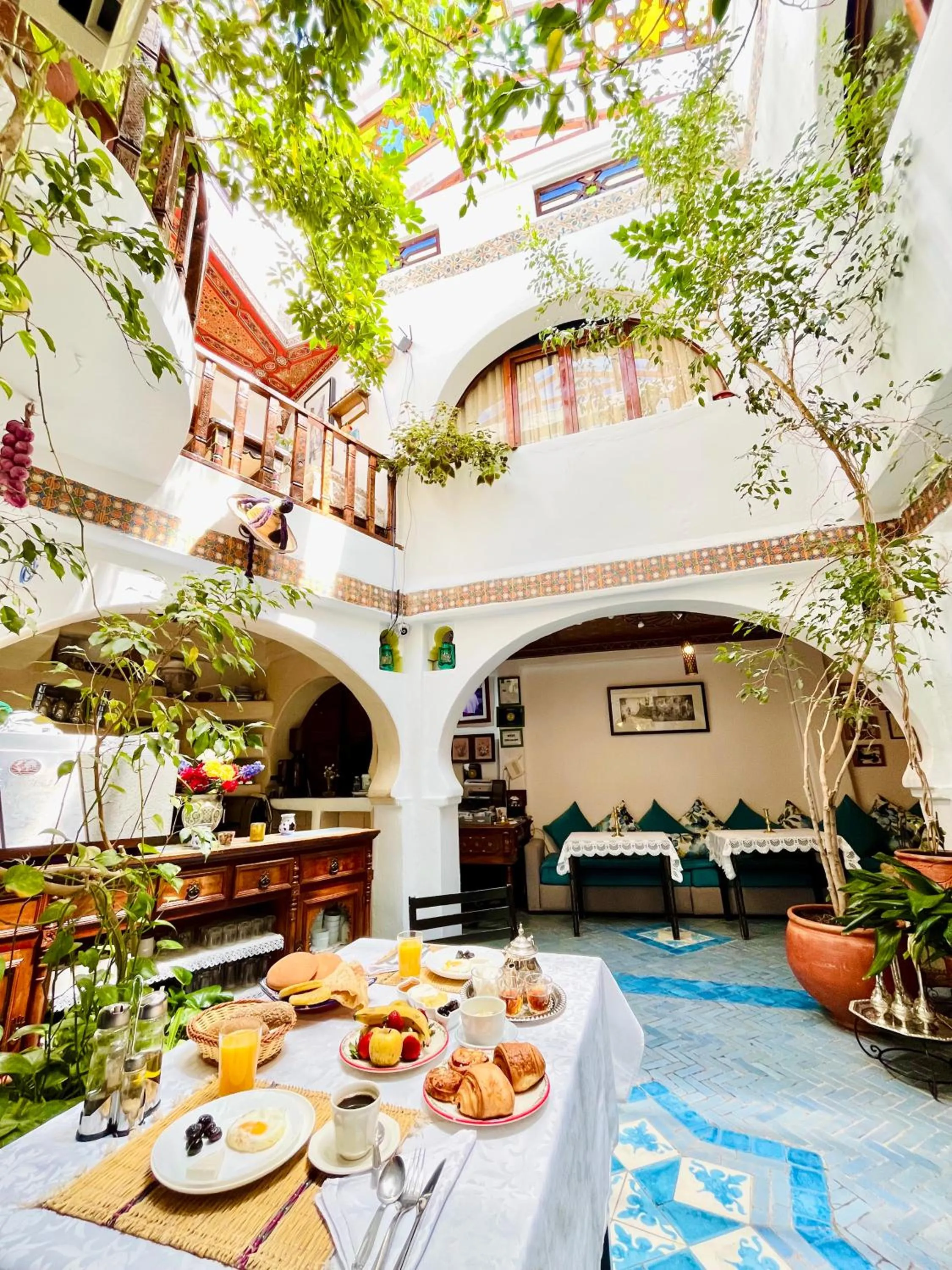 Food and drinks in Dar Meziana