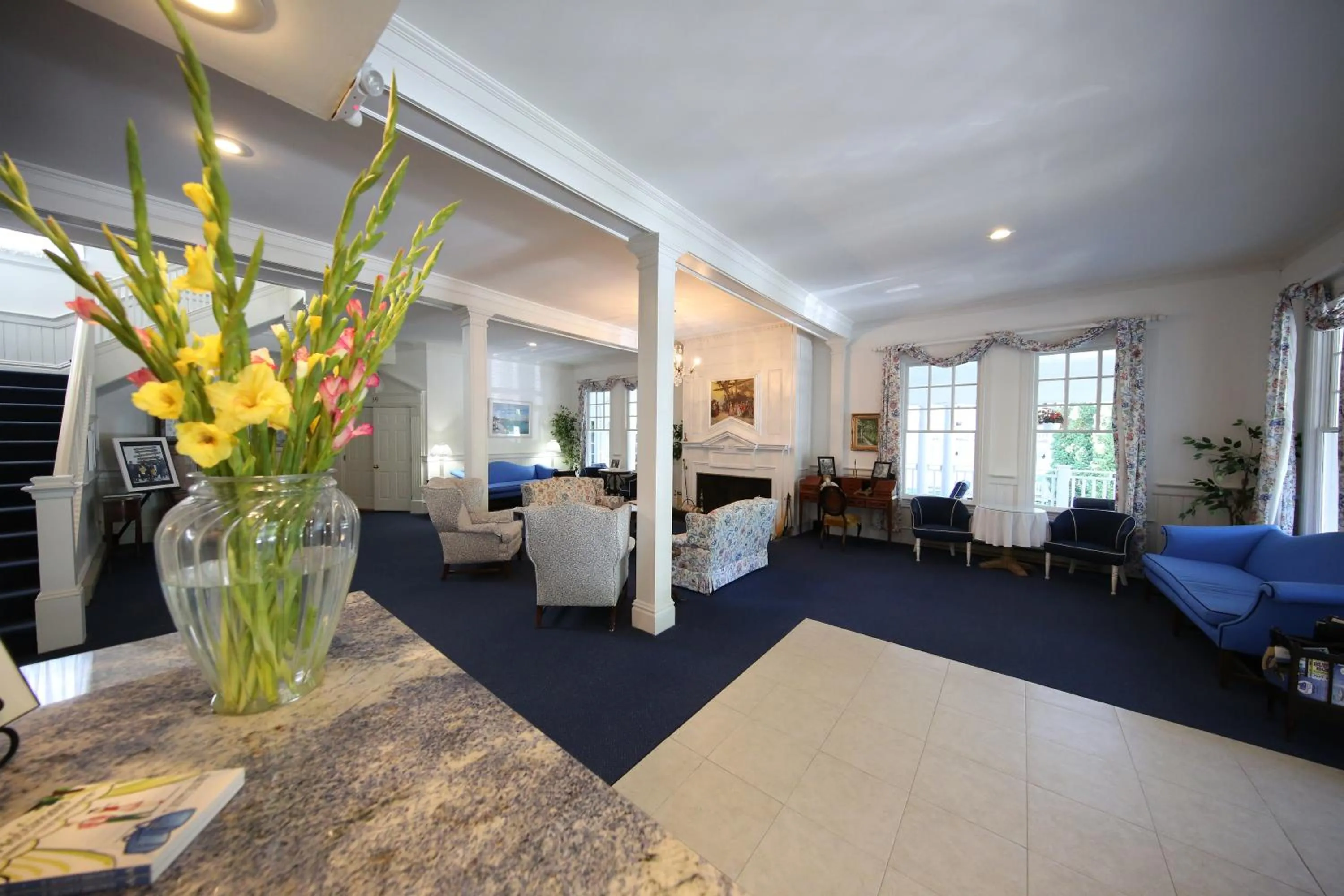 Day in Colonial Inn Harbor Springs