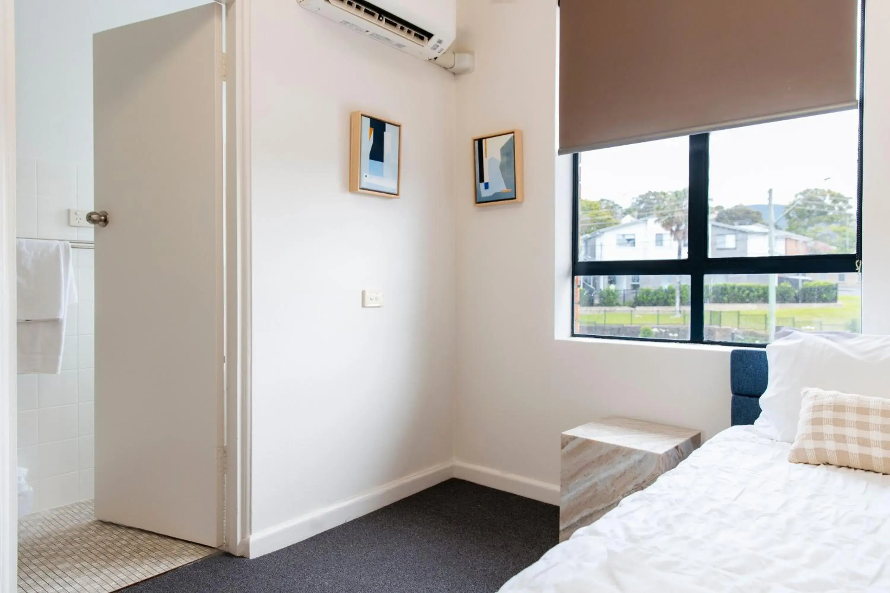 Single Room in Figtree Hotel Wollongong Single Room in Figtree Hotel Wollongong