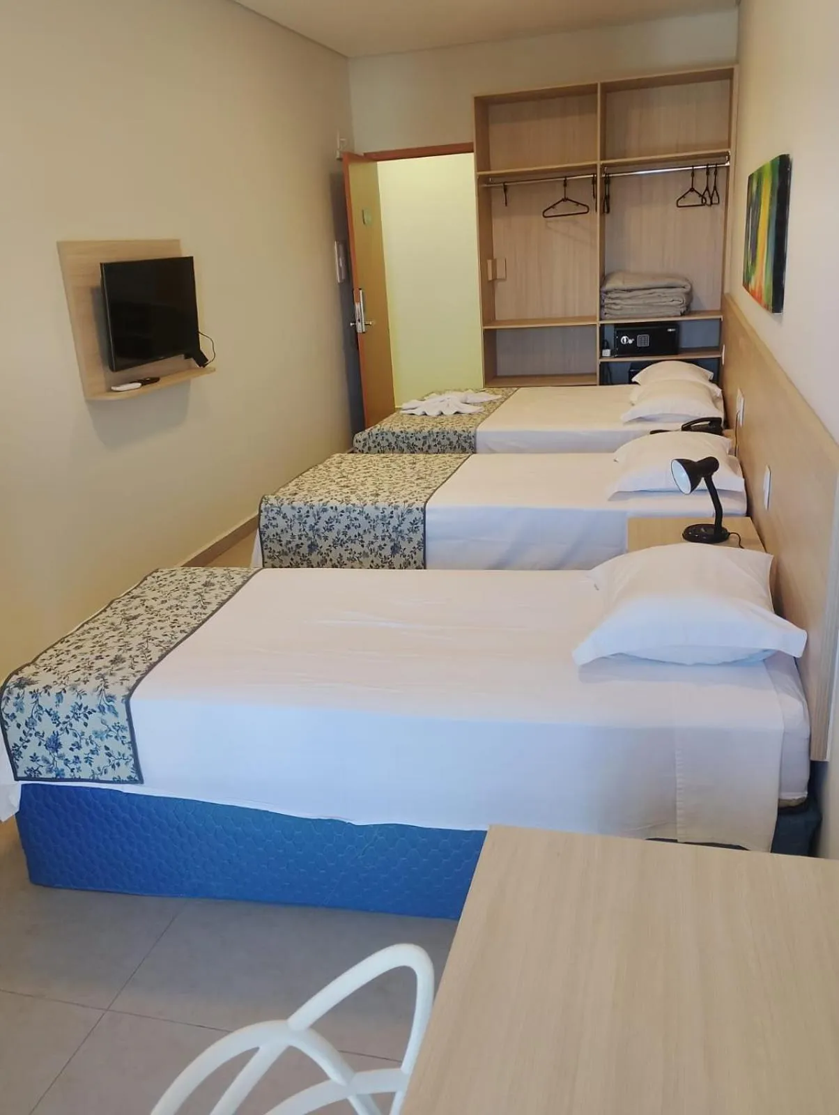 Bed in Hotel Verdes Mares