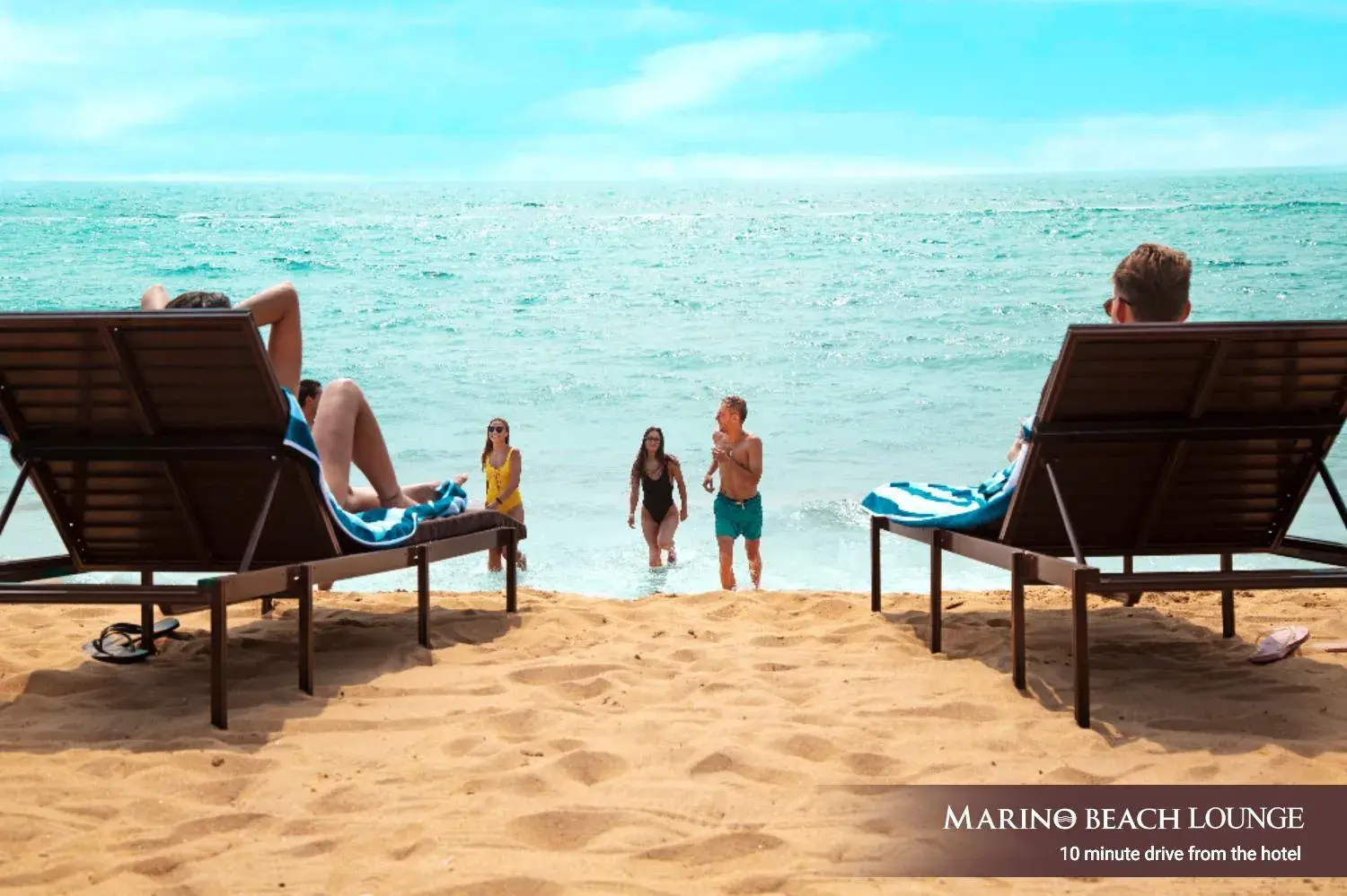 Lounge or bar in Marino Beach Colombo Lounge or bar in Marino Beach Colombo