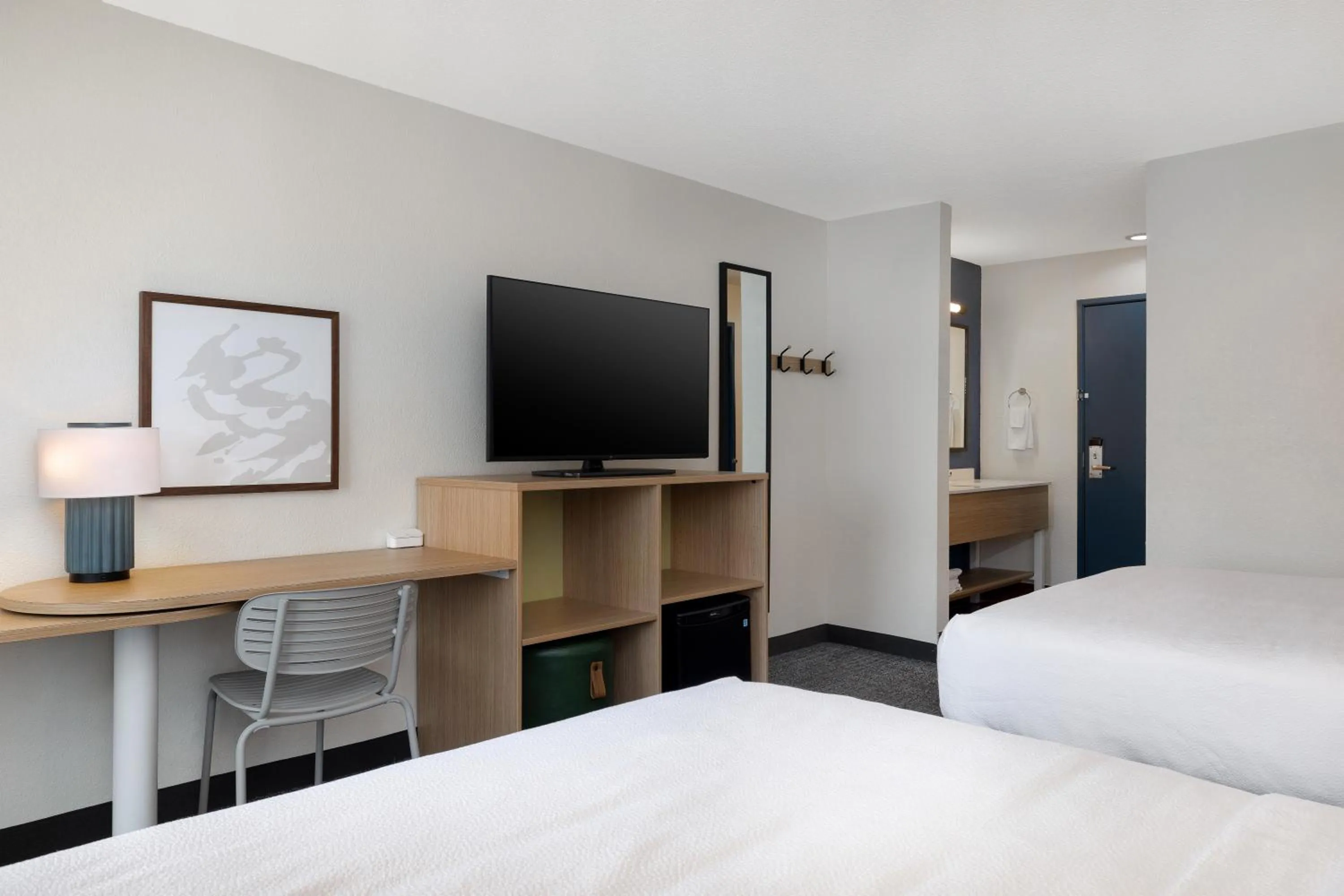 Bed in Spark By Hilton Evansville East, In