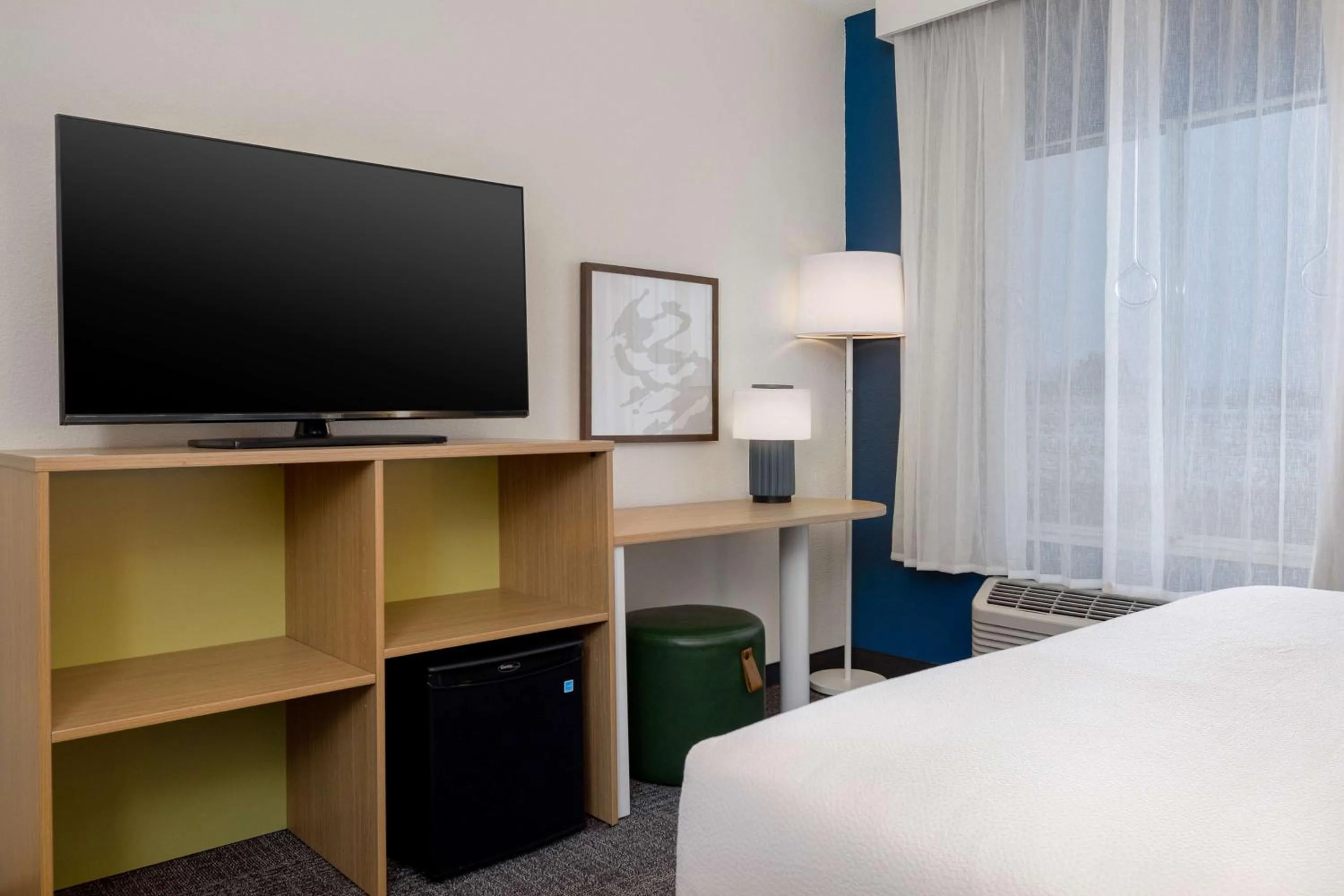 Bed in Baymont by Wyndham Evansville East