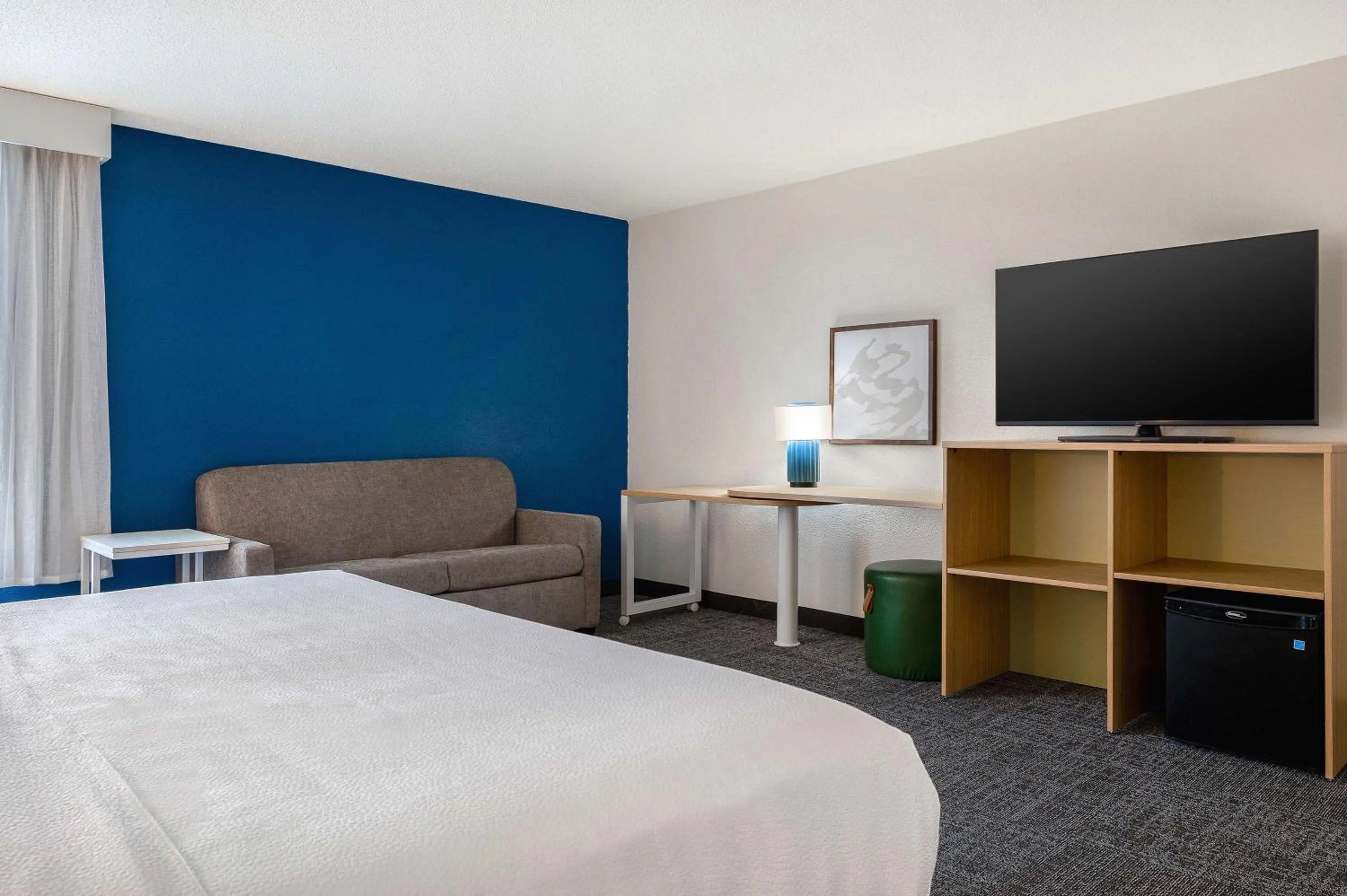 Bed in Spark By Hilton Evansville East, In