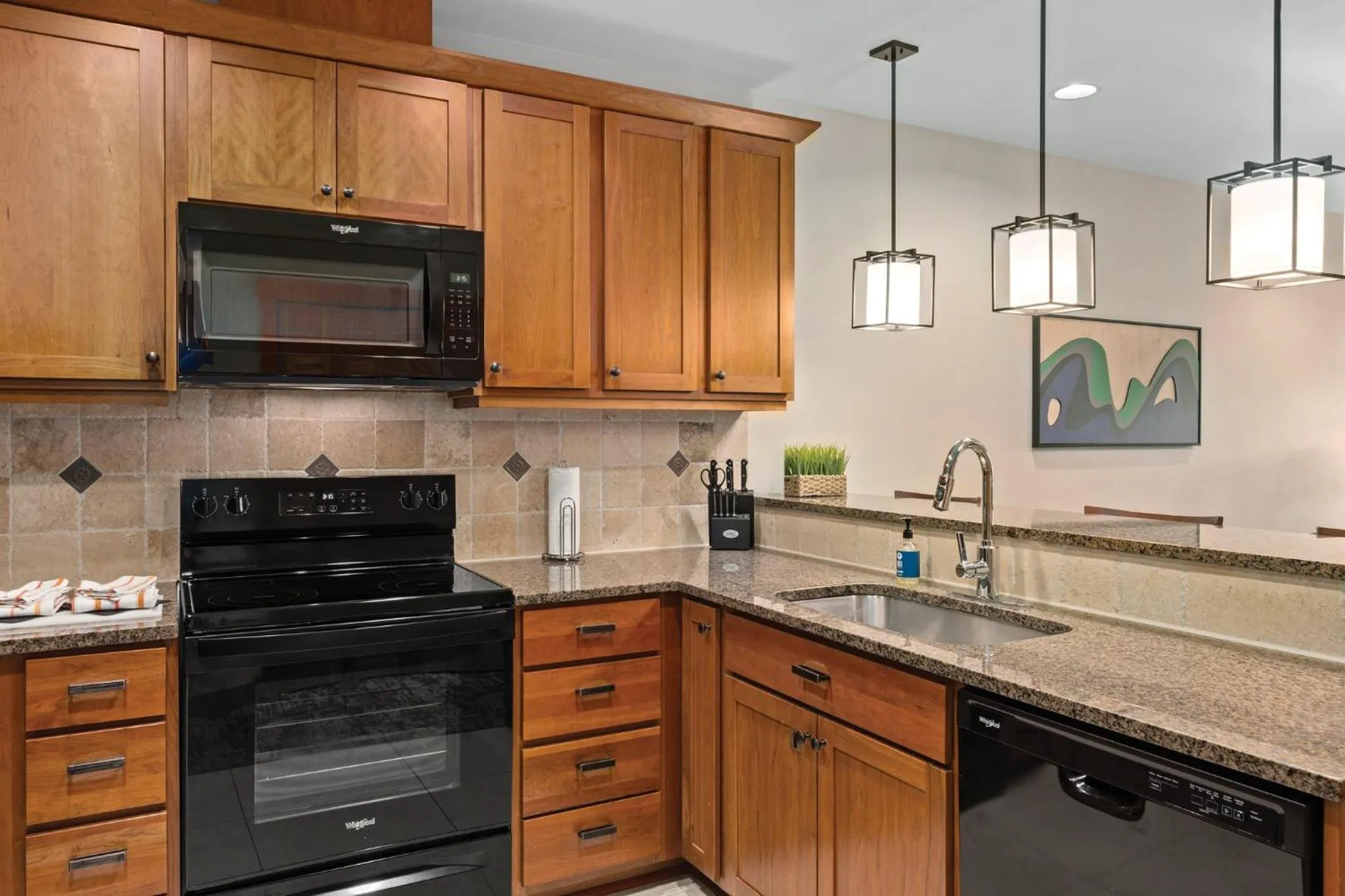 Communal kitchen in WorldMark Chelan - Lake House