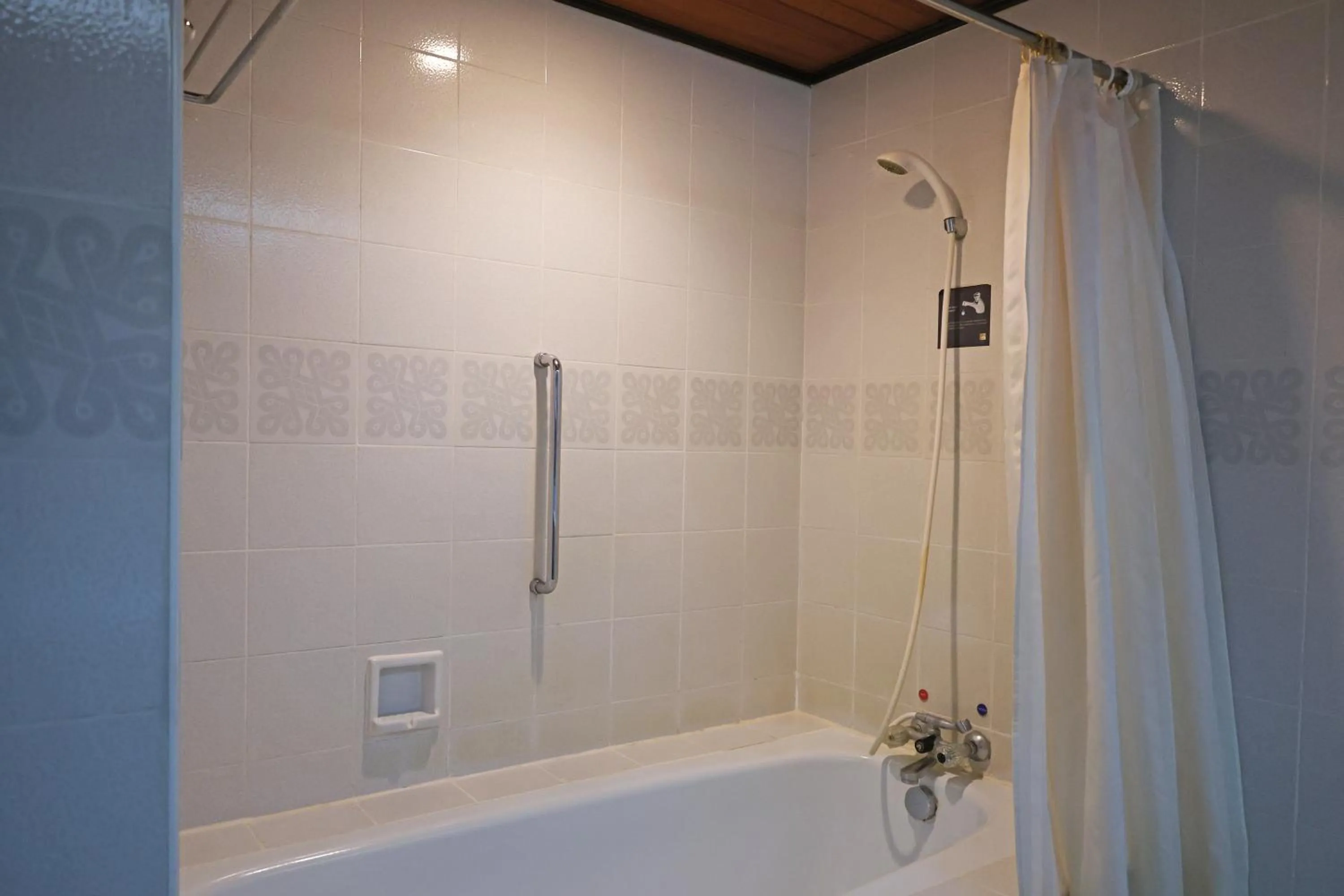 Bath in Damai Beach Resort