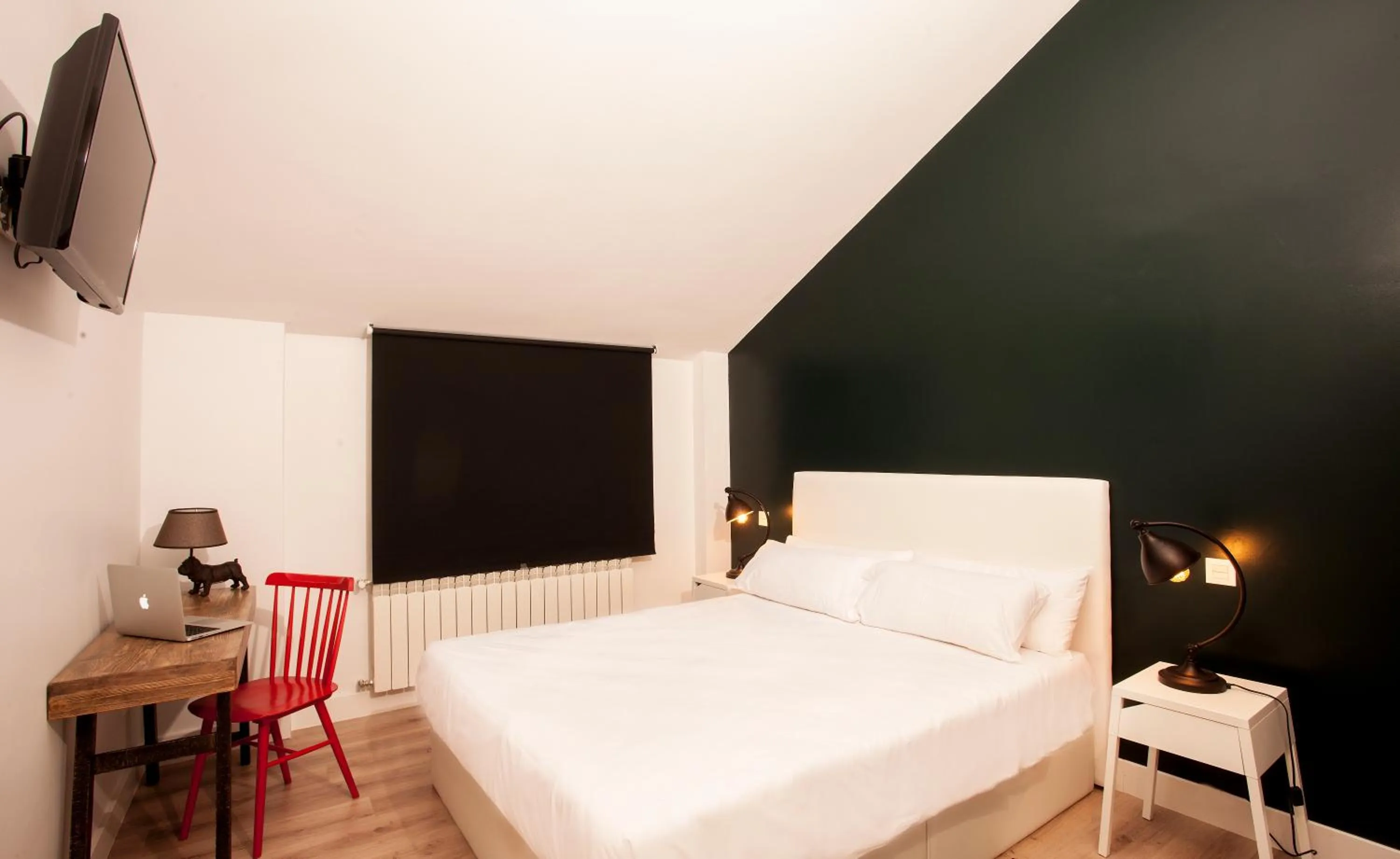 Photo of the whole room, Bed in La Casita de la Planta