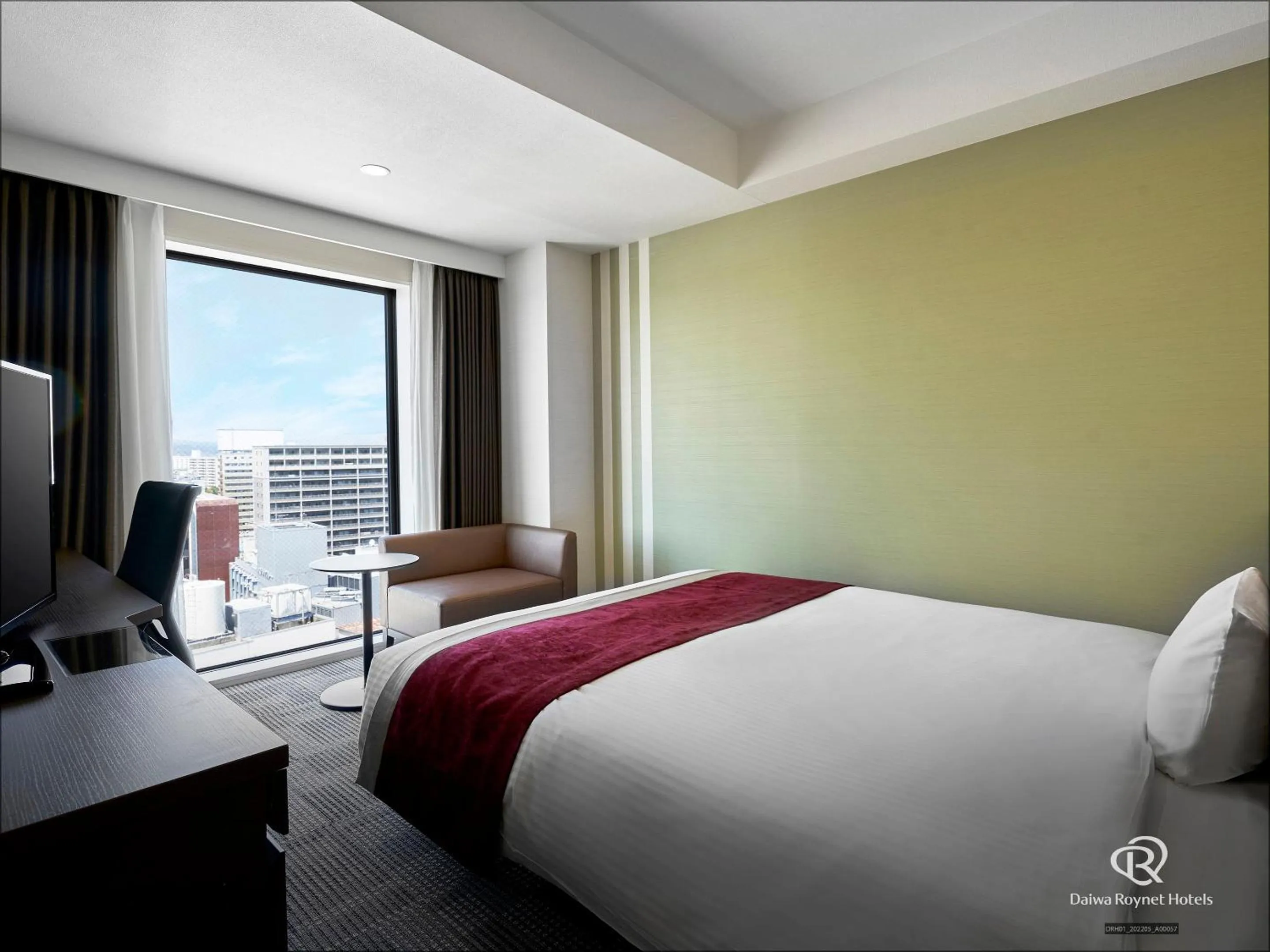 Photo of the whole room, Bed in Daiwa Roynet Hotel Aomori