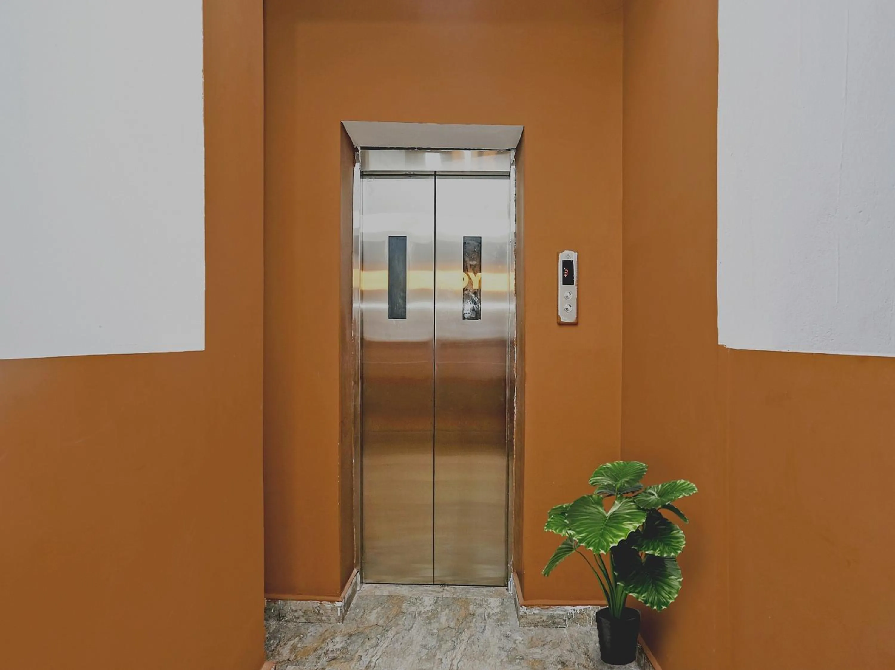 Facility for disabled guests in Hotel O Seven Inn