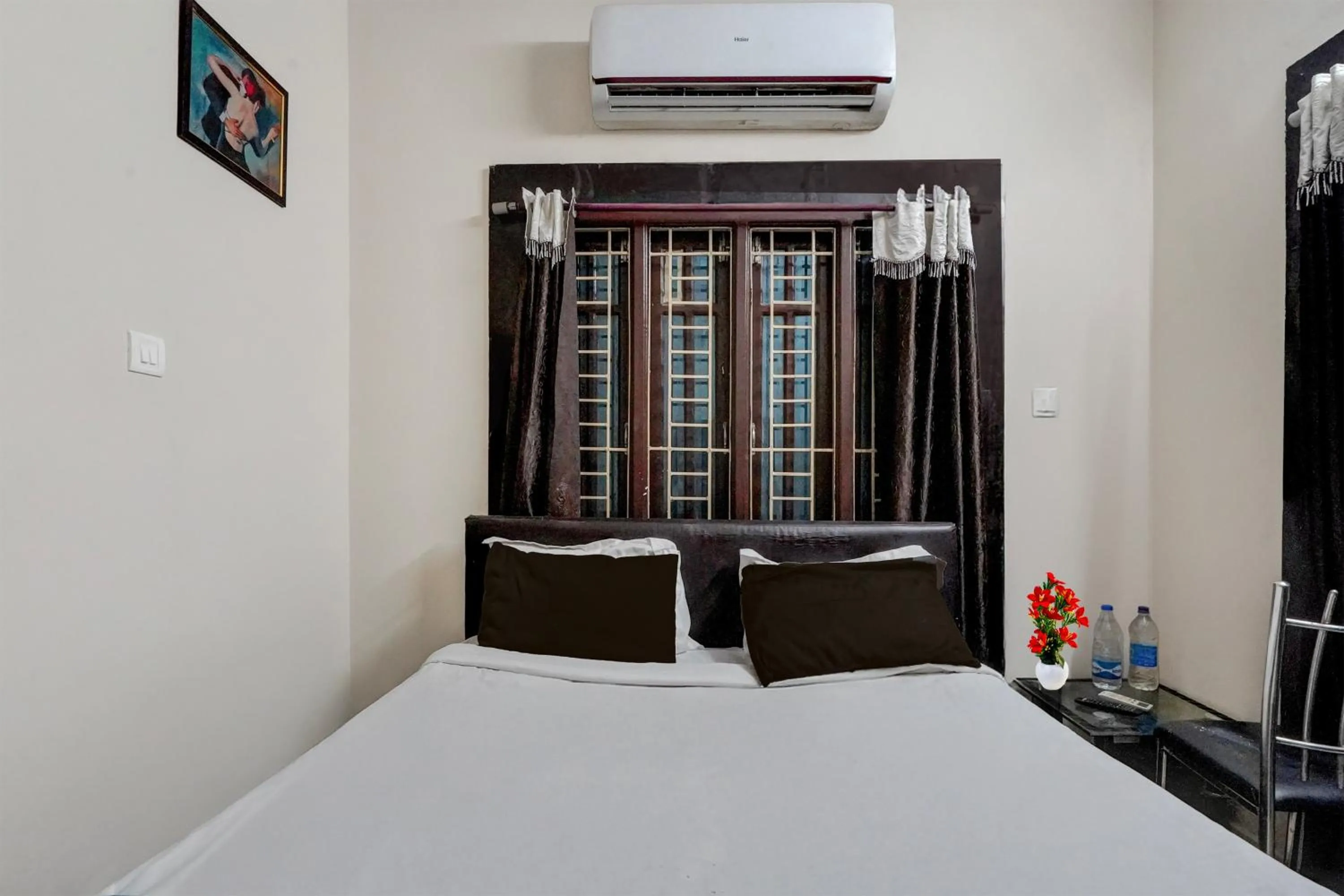 Bedroom, Bed in Collection O ITER Bhubaneswar Formerly Regal Stays