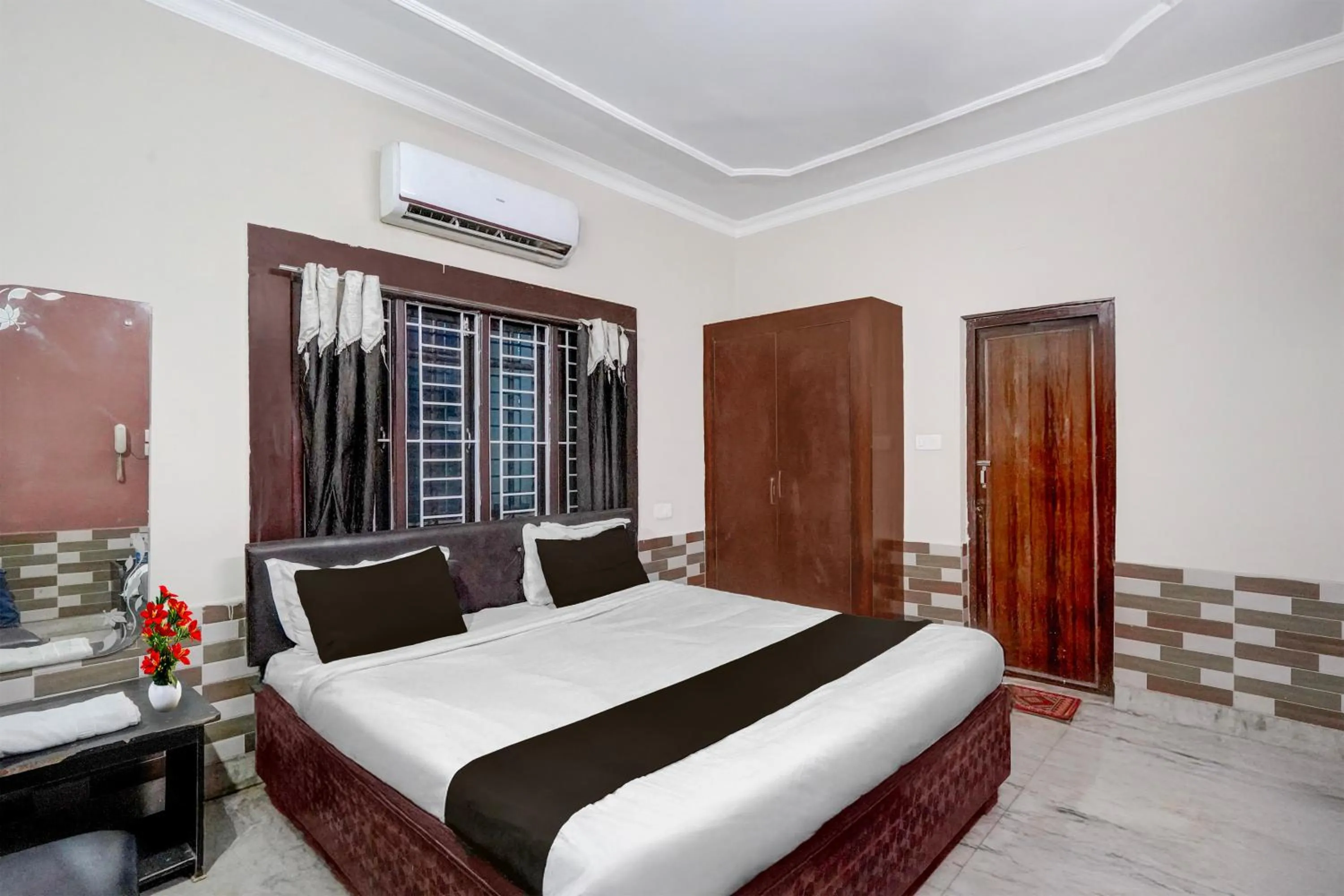 Bedroom, Bed in Collection O ITER Bhubaneswar Formerly Regal Stays
