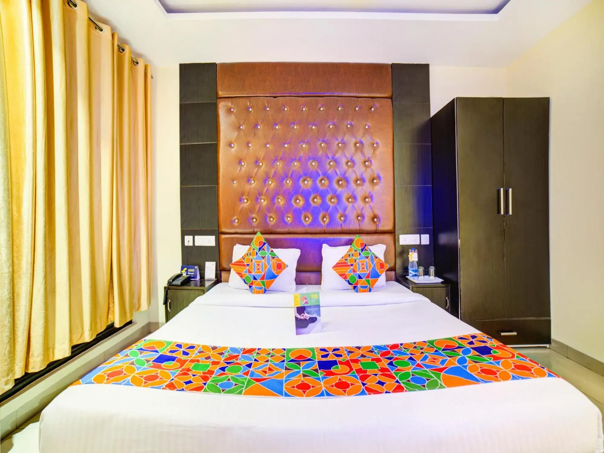 Bed in FabHotel Diamond Zirakpur Bed in FabHotel Diamond Zirakpur