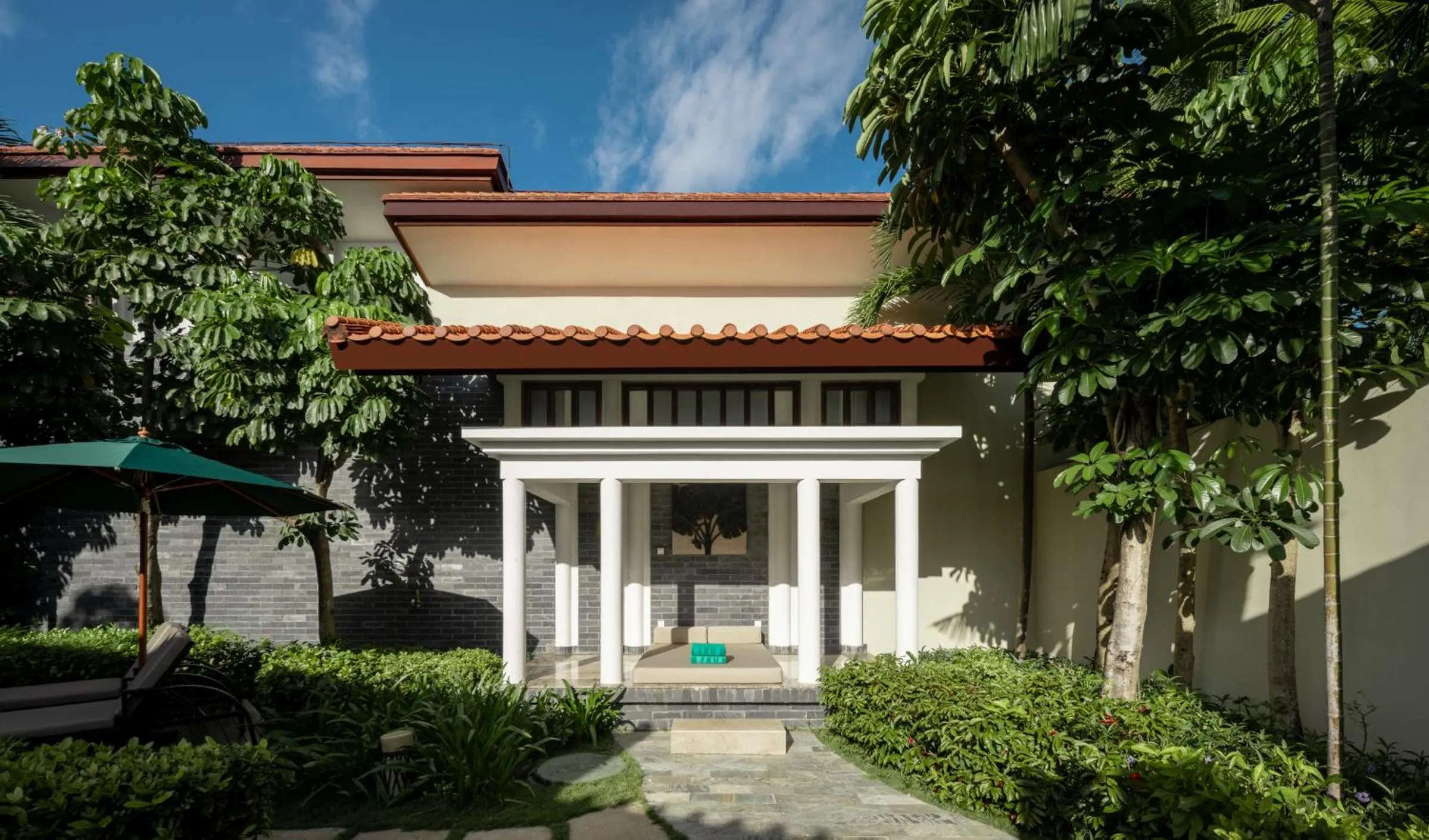 Garden in Banyan Tree Sanya