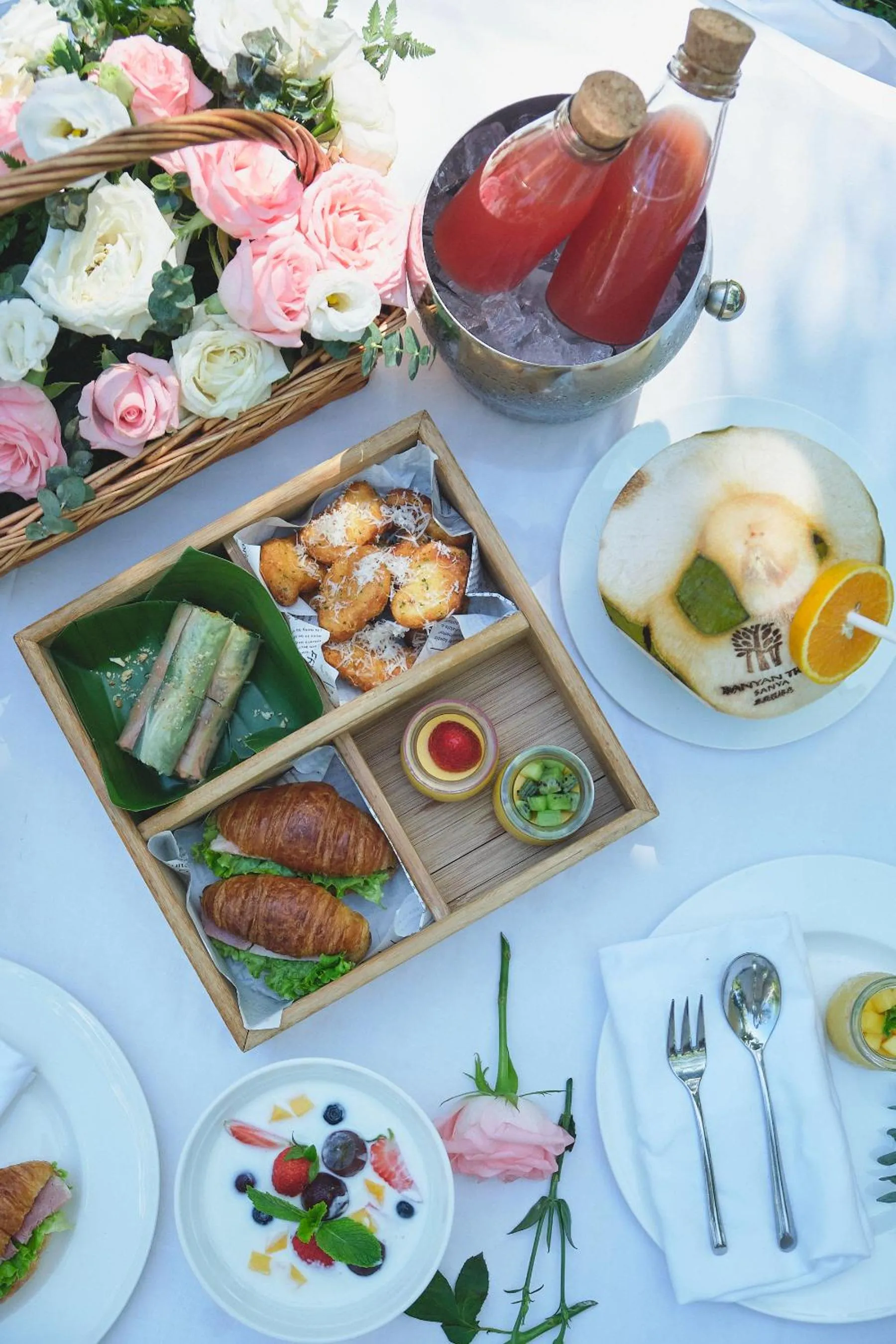 Food and drinks in Banyan Tree Sanya