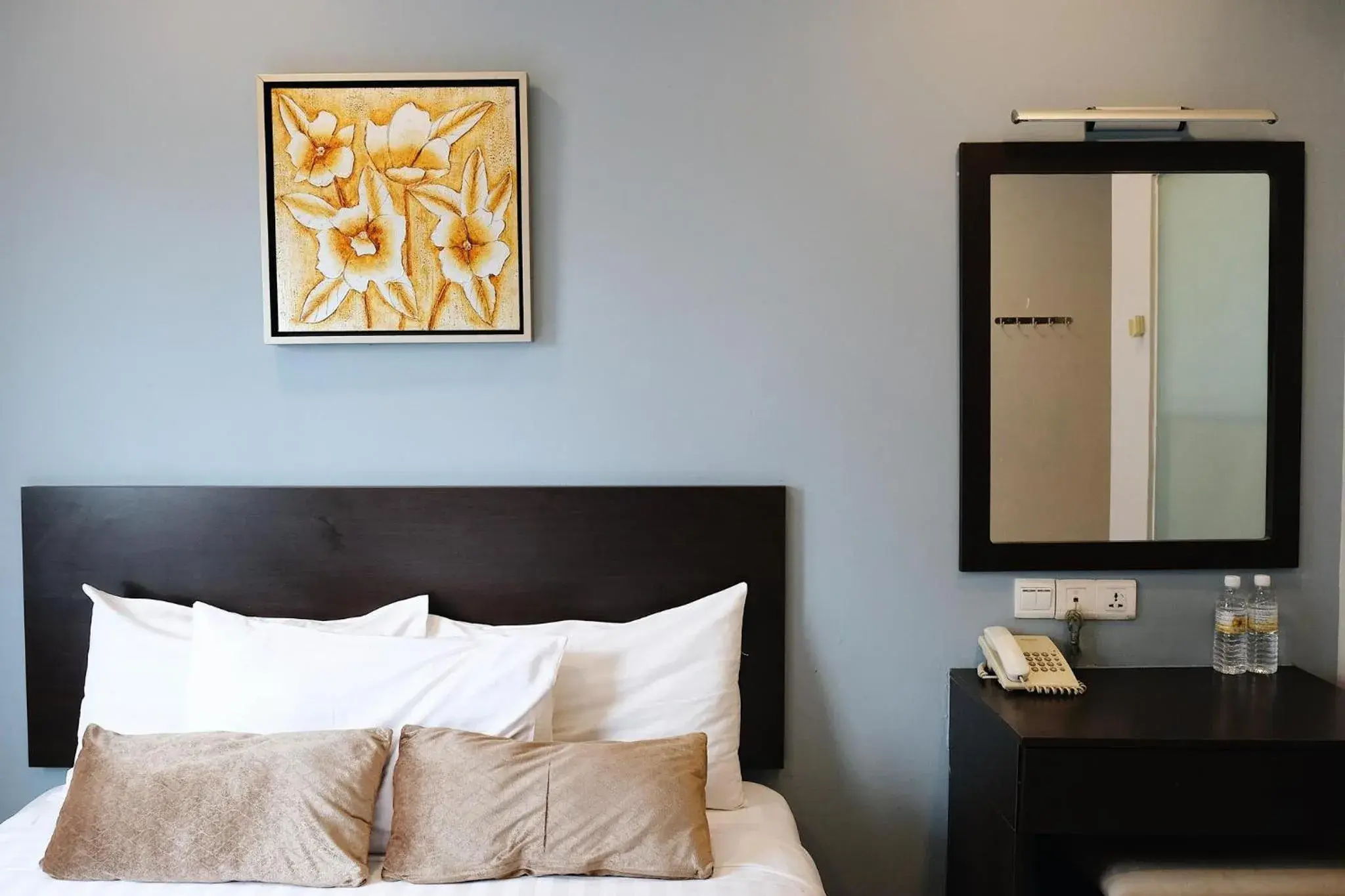 Bed in De Era Hotel Bed in De Era Hotel