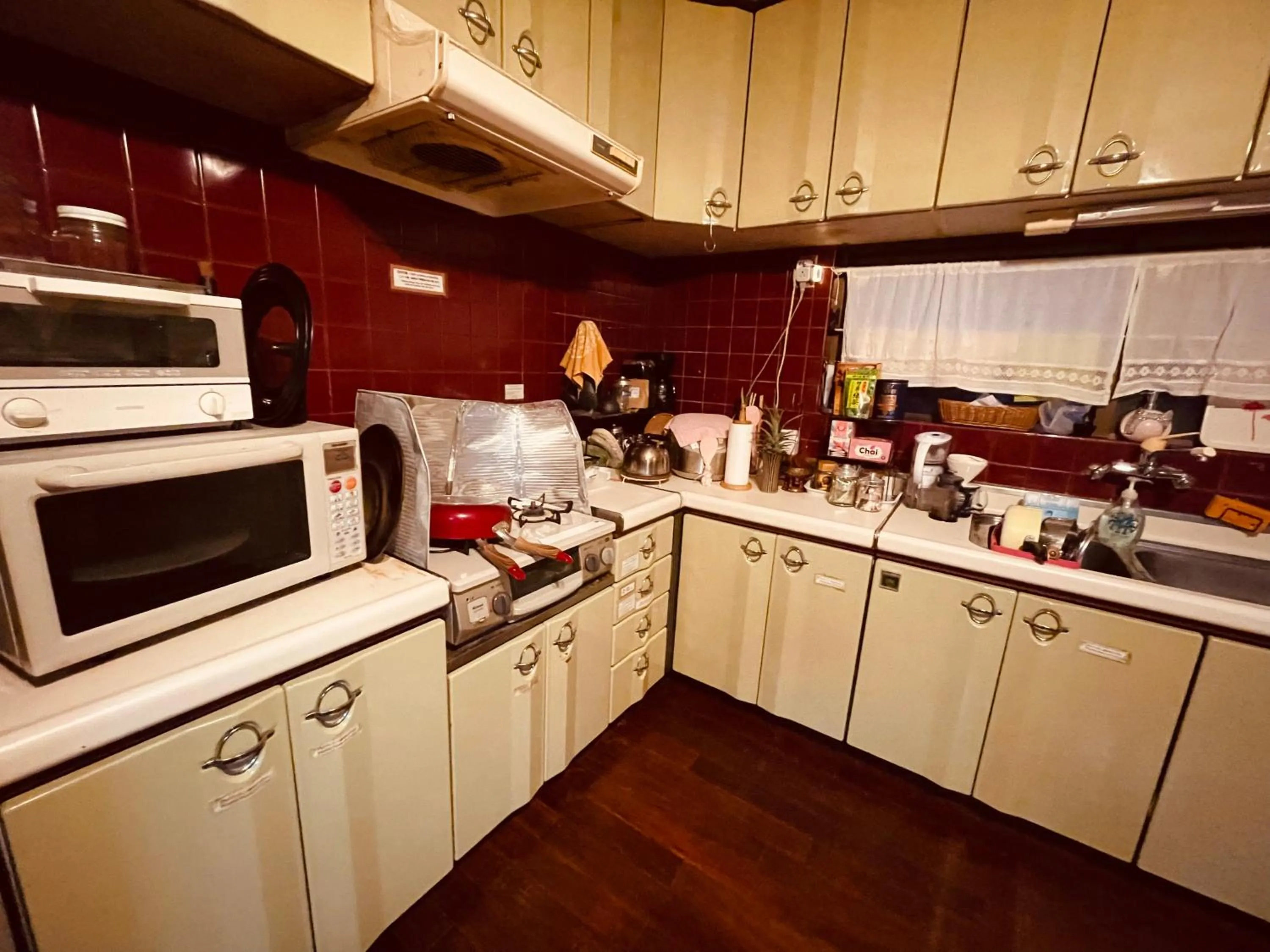 Milk-ya Women-Only Guest House