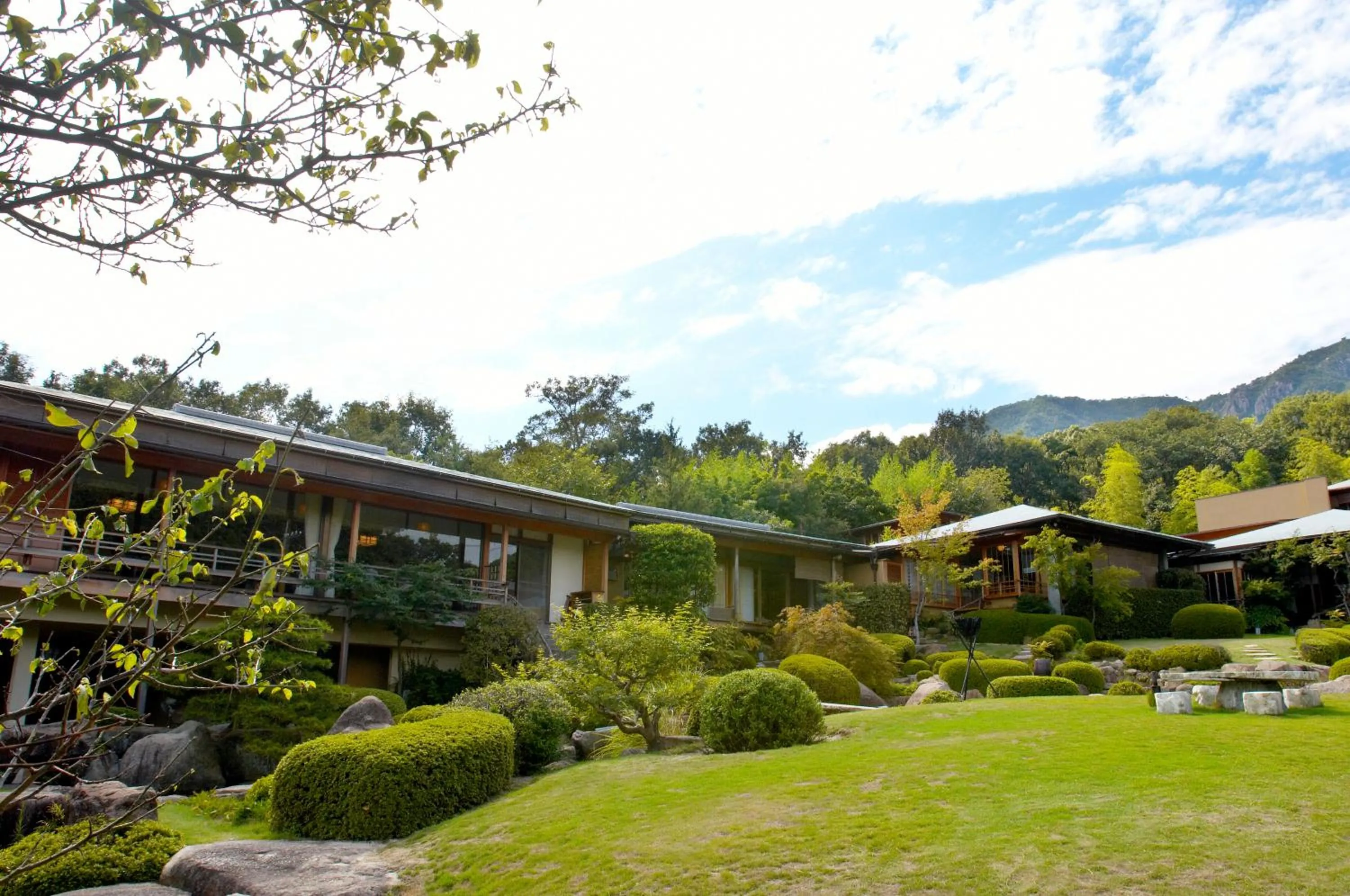Facade/entrance in Sekitei