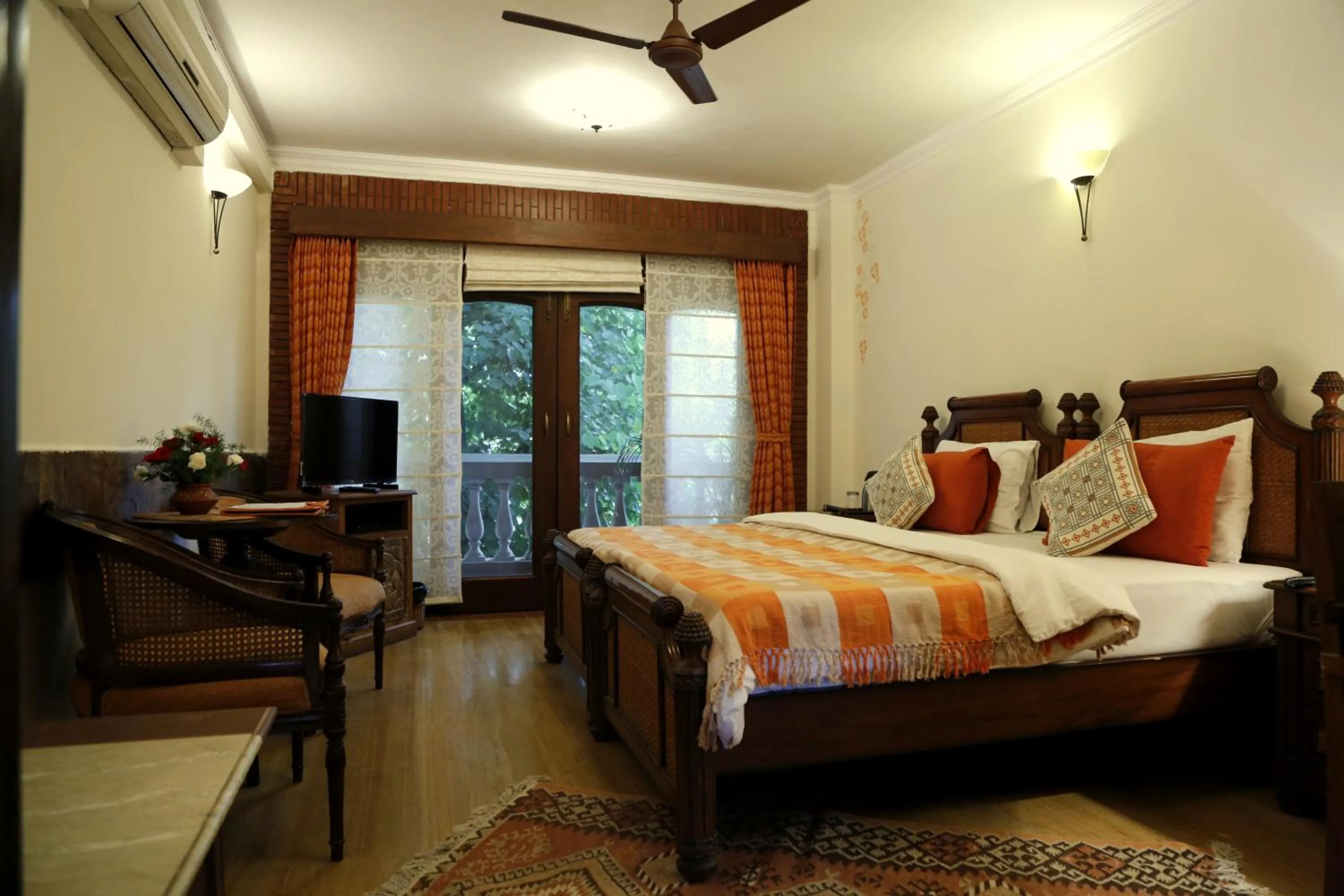 Bedroom, Bed in The Estate Villa