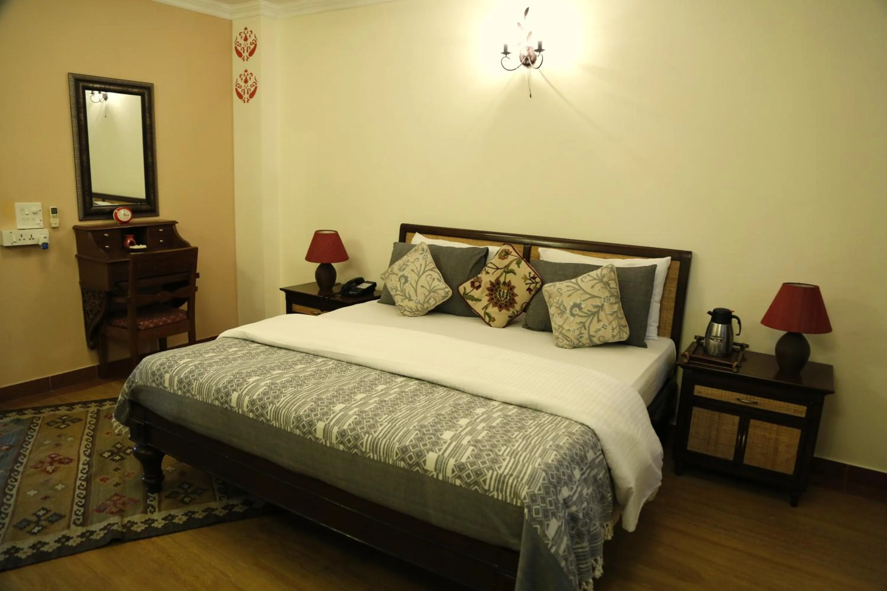 Bedroom, Bed in The Estate Villa