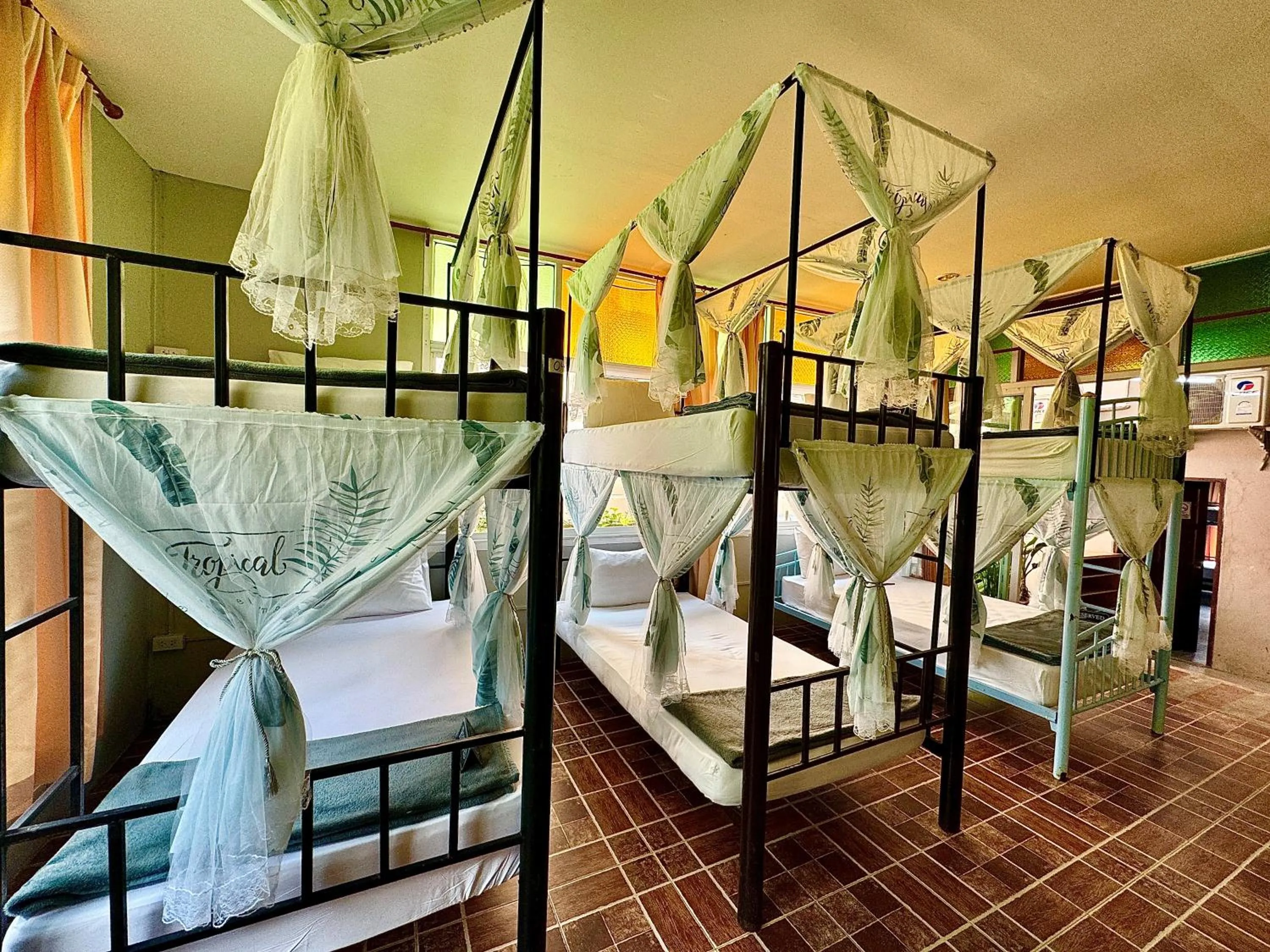 Bunk Bed in Mixed 12 Bed Dormitory Room in Eclipse Hostel and Bar