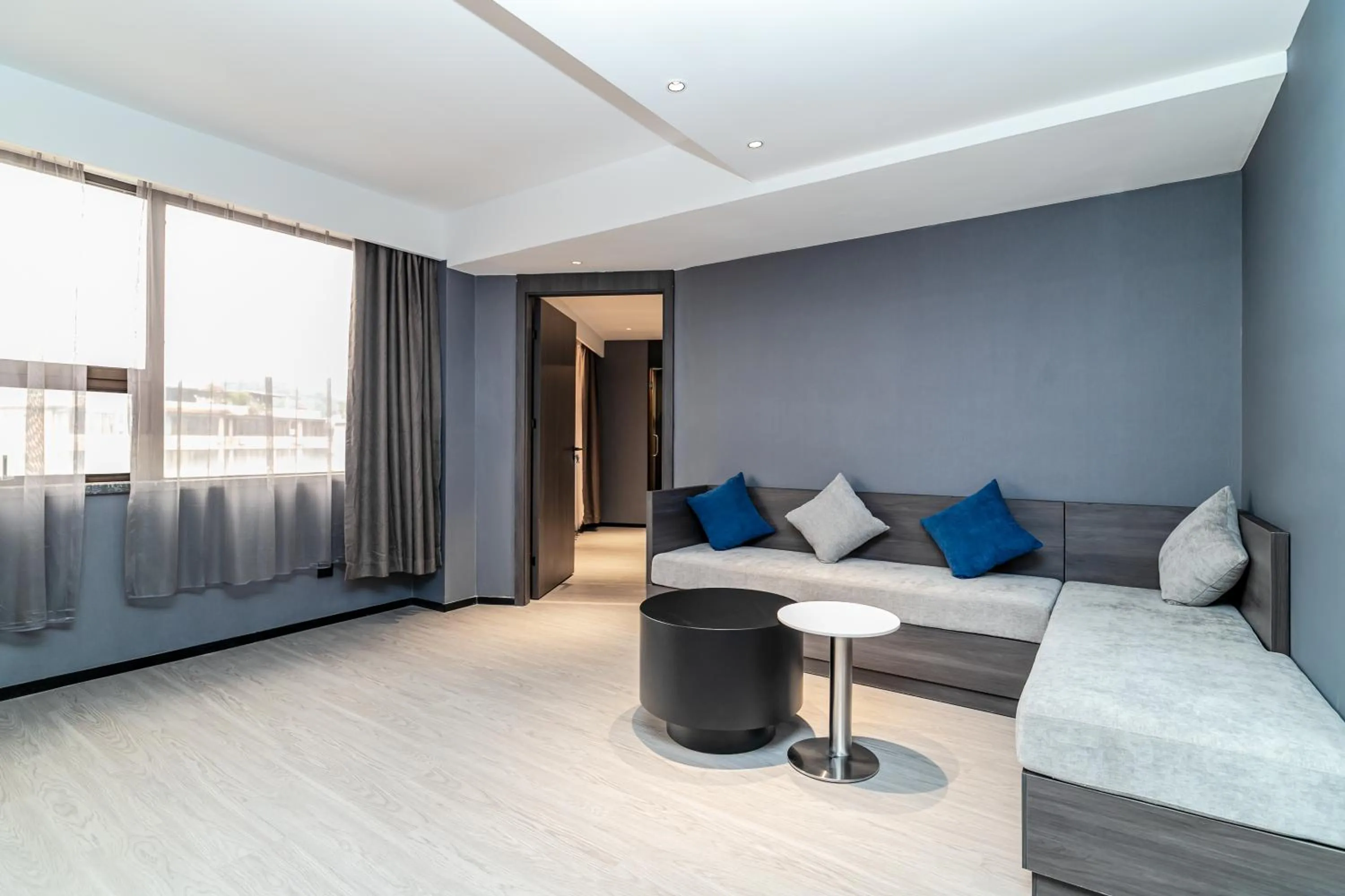 Living room in Insail Hotels (Guangyuanxincun Jingtai Pedestrian Street Guangzhou)