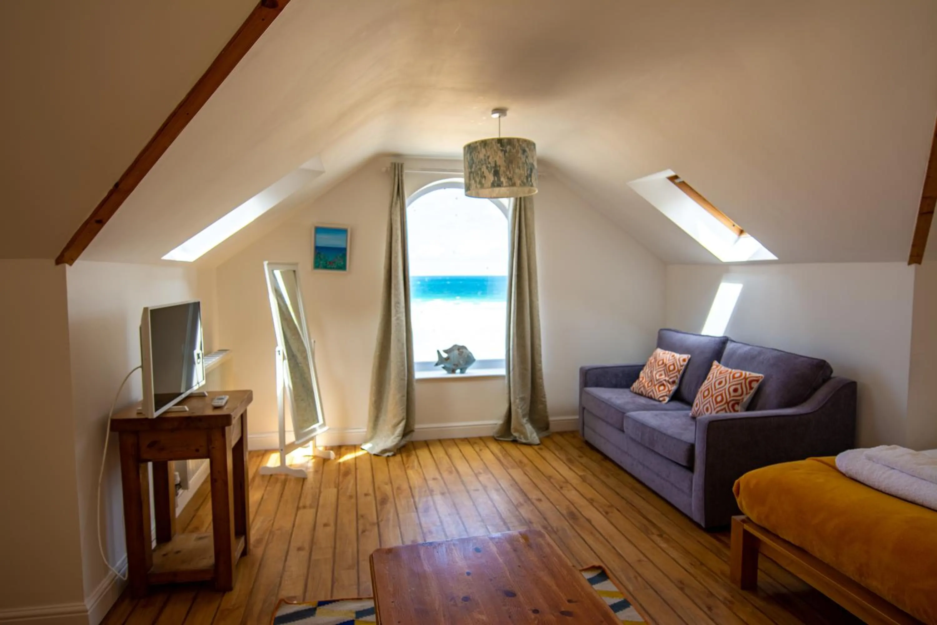 Seating area in Tolcarne Beach Apartments
